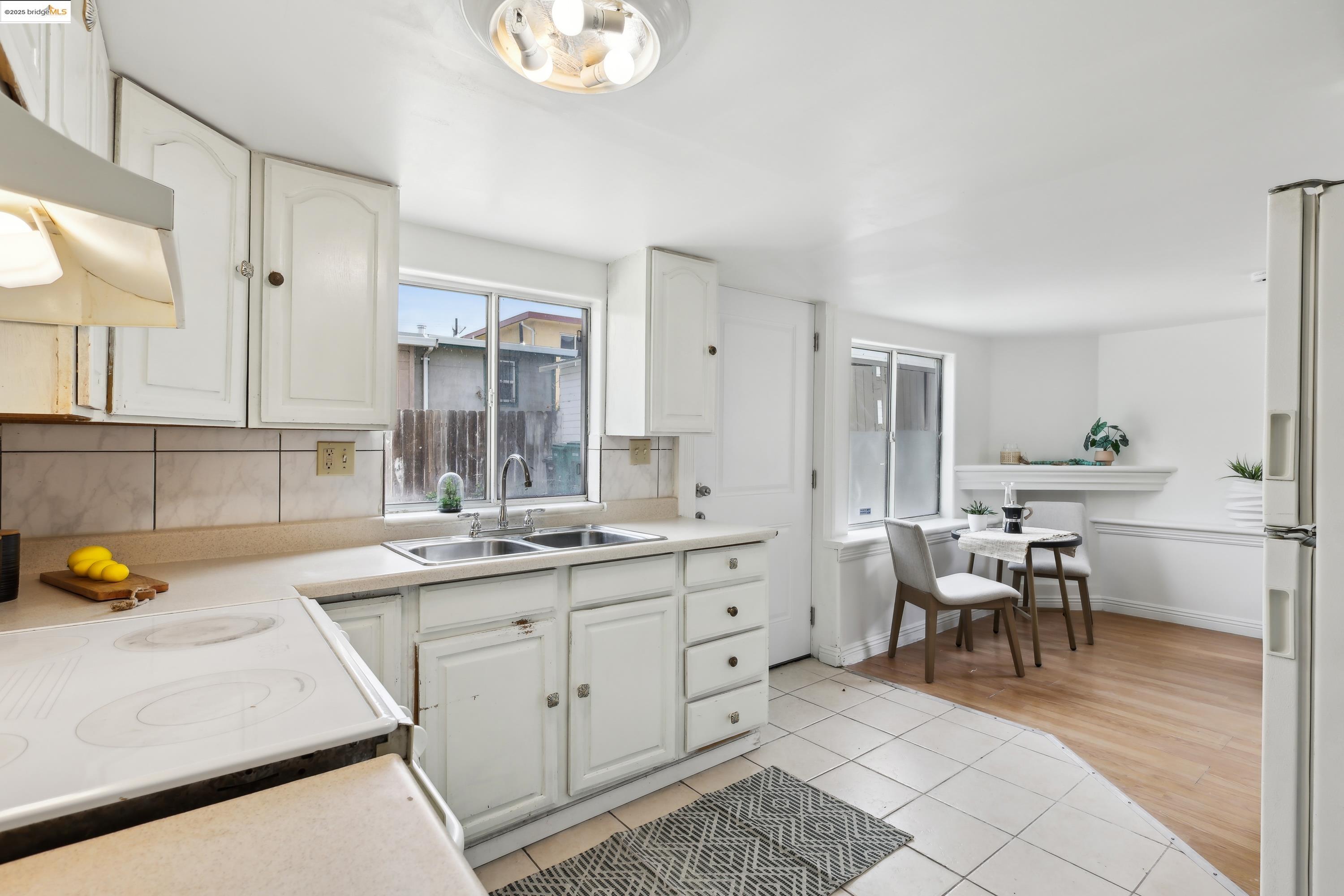 Detail Gallery Image 42 of 58 For 3064 E 15th St, Oakland,  CA 94601 - 5 Beds | 4 Baths