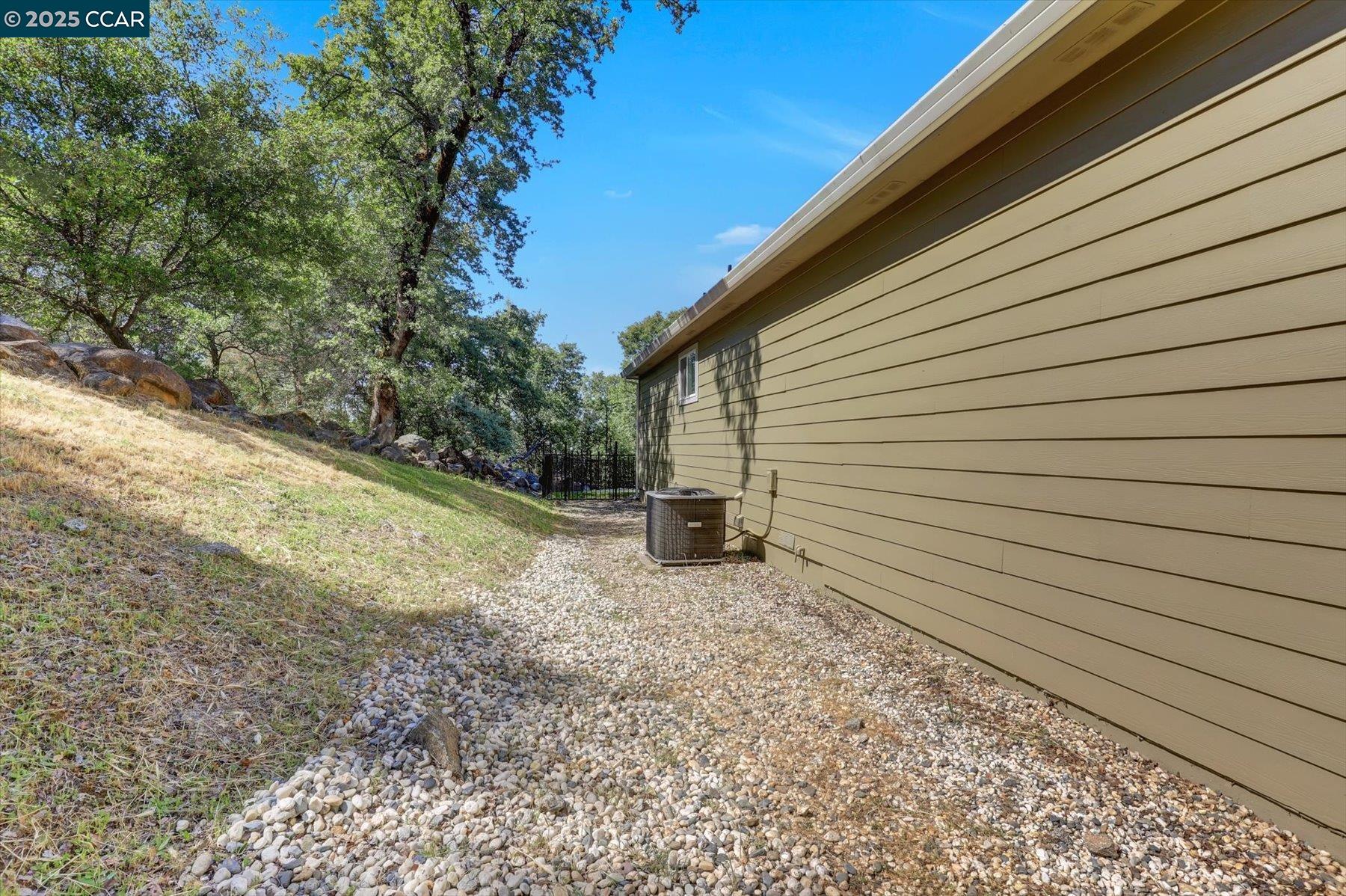 Detail Gallery Image 32 of 43 For 14058 Sun Forest Dr., Penn Valley,  CA 95946 - 3 Beds | 2 Baths