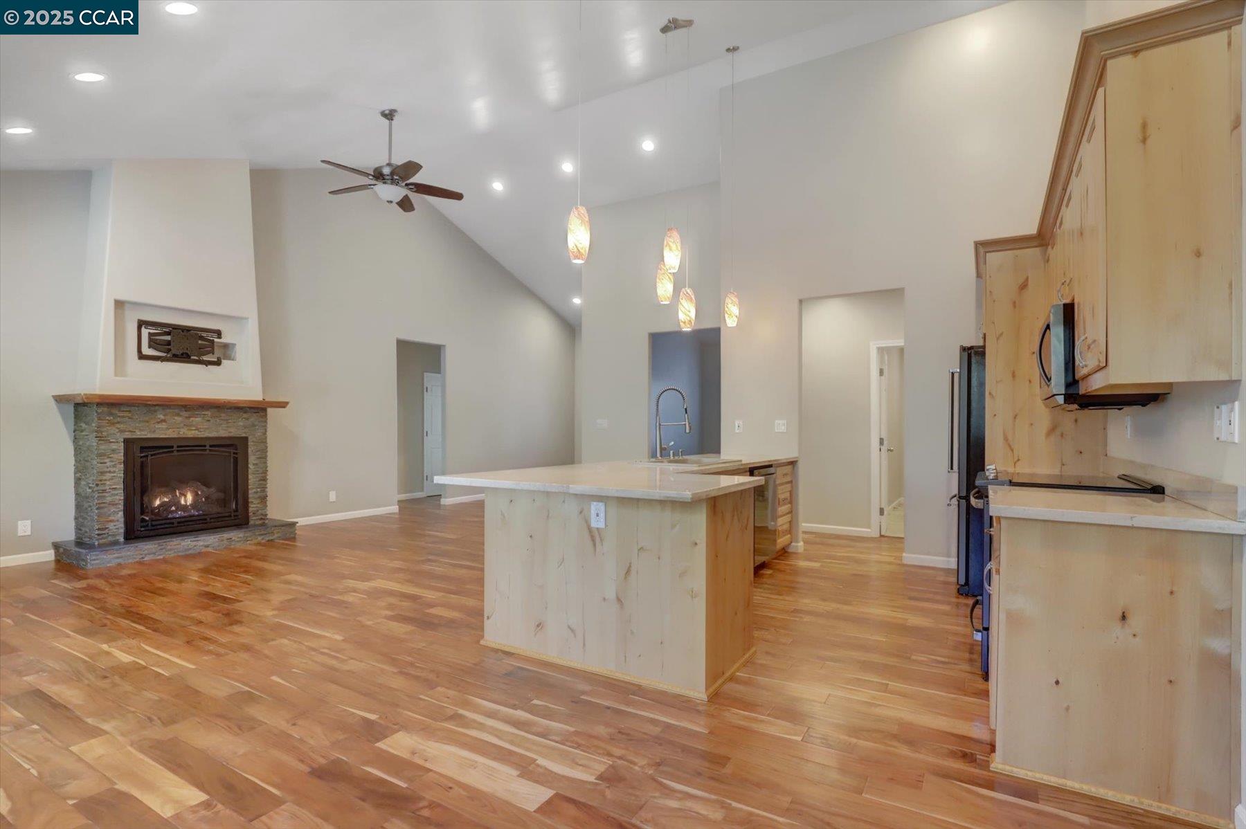 Detail Gallery Image 6 of 43 For 14058 Sun Forest Dr., Penn Valley,  CA 95946 - 3 Beds | 2 Baths