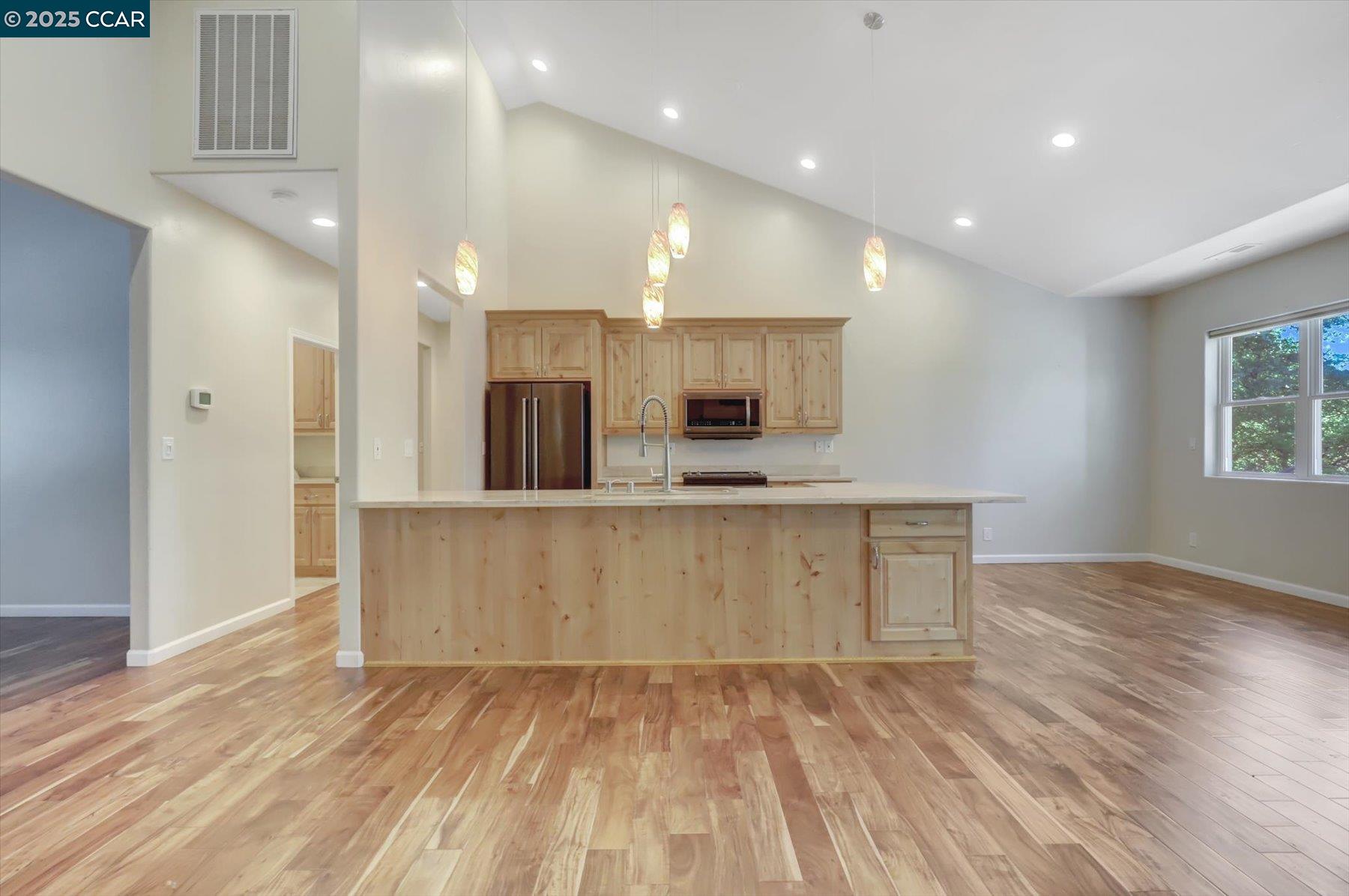 Detail Gallery Image 7 of 43 For 14058 Sun Forest Dr., Penn Valley,  CA 95946 - 3 Beds | 2 Baths