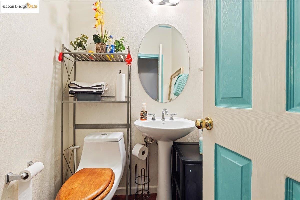 Detail Gallery Image 14 of 23 For 5036 Match Ct, Richmond,  CA 94806 - 3 Beds | 2/1 Baths