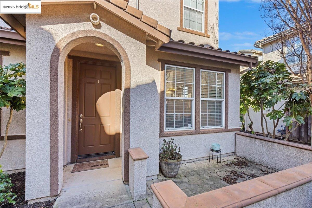 Detail Gallery Image 3 of 23 For 5036 Match Ct, Richmond,  CA 94806 - 3 Beds | 2/1 Baths