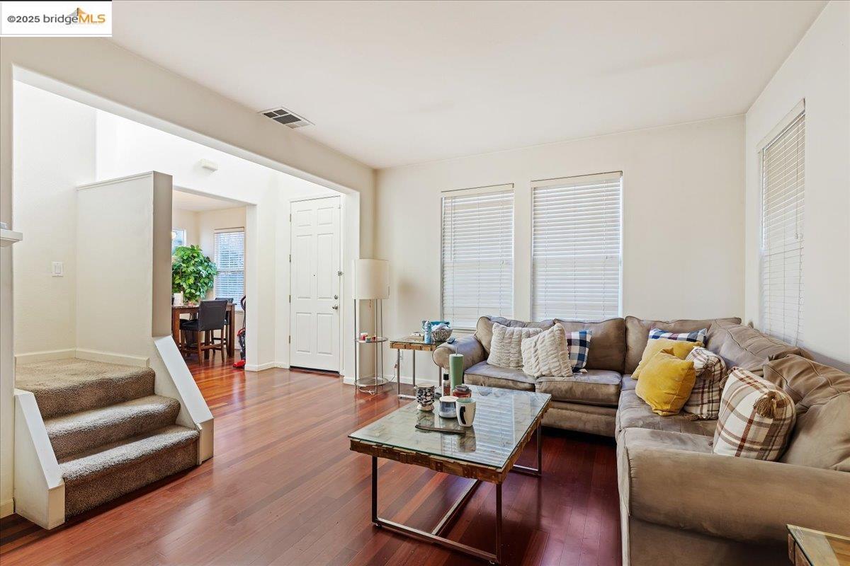 Detail Gallery Image 6 of 23 For 5036 Match Ct, Richmond,  CA 94806 - 3 Beds | 2/1 Baths