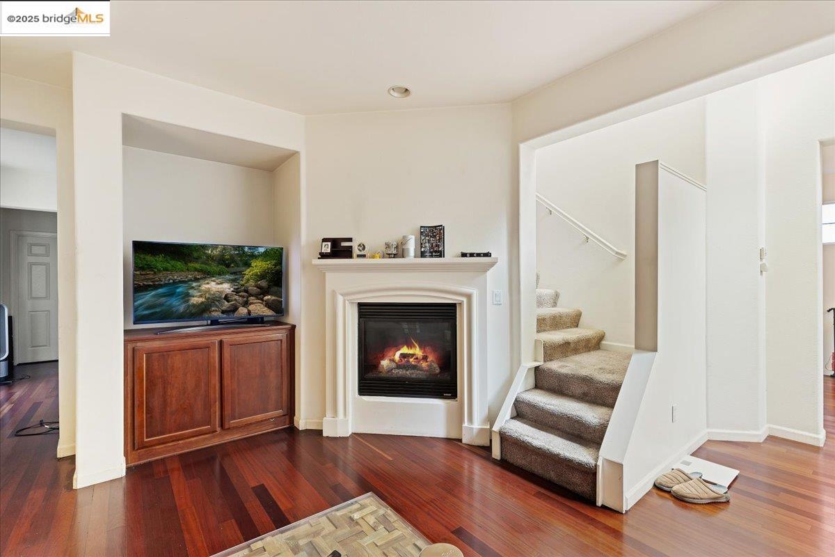 Detail Gallery Image 7 of 23 For 5036 Match Ct, Richmond,  CA 94806 - 3 Beds | 2/1 Baths