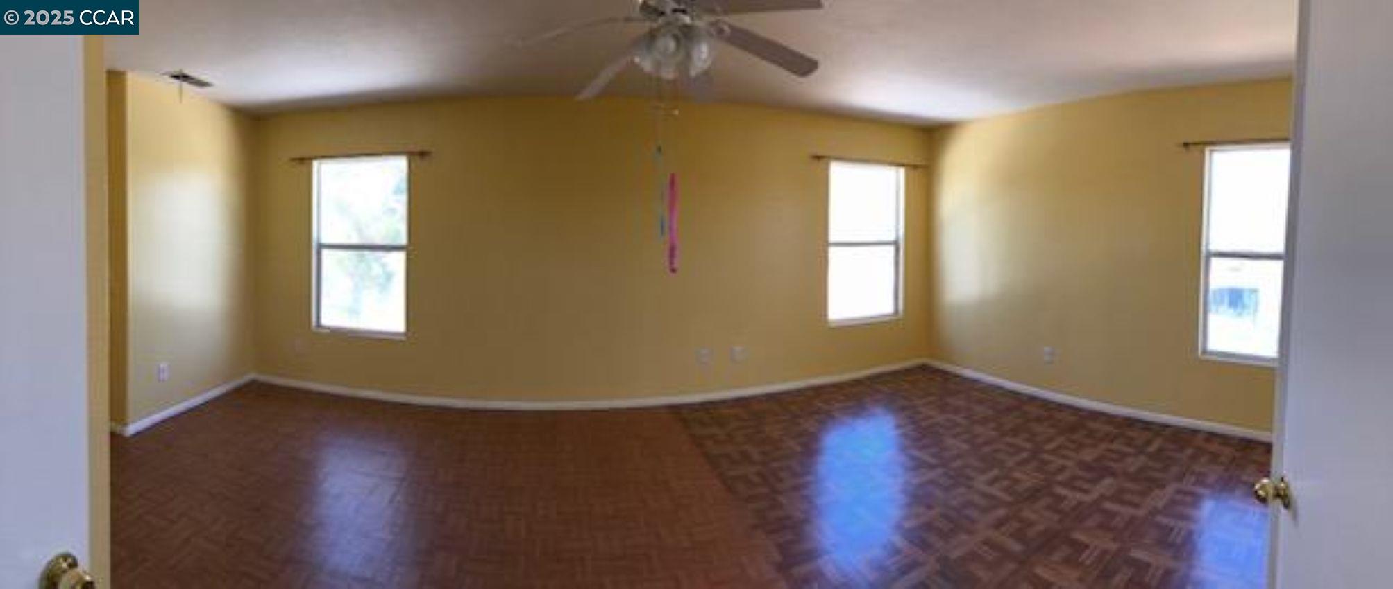 125 Asusena Dr, Palmdale, California 93550, 4 Bedrooms Bedrooms, ,3 BathroomsBathrooms,Residential Lease,For Rent,125 Asusena Dr,41095381