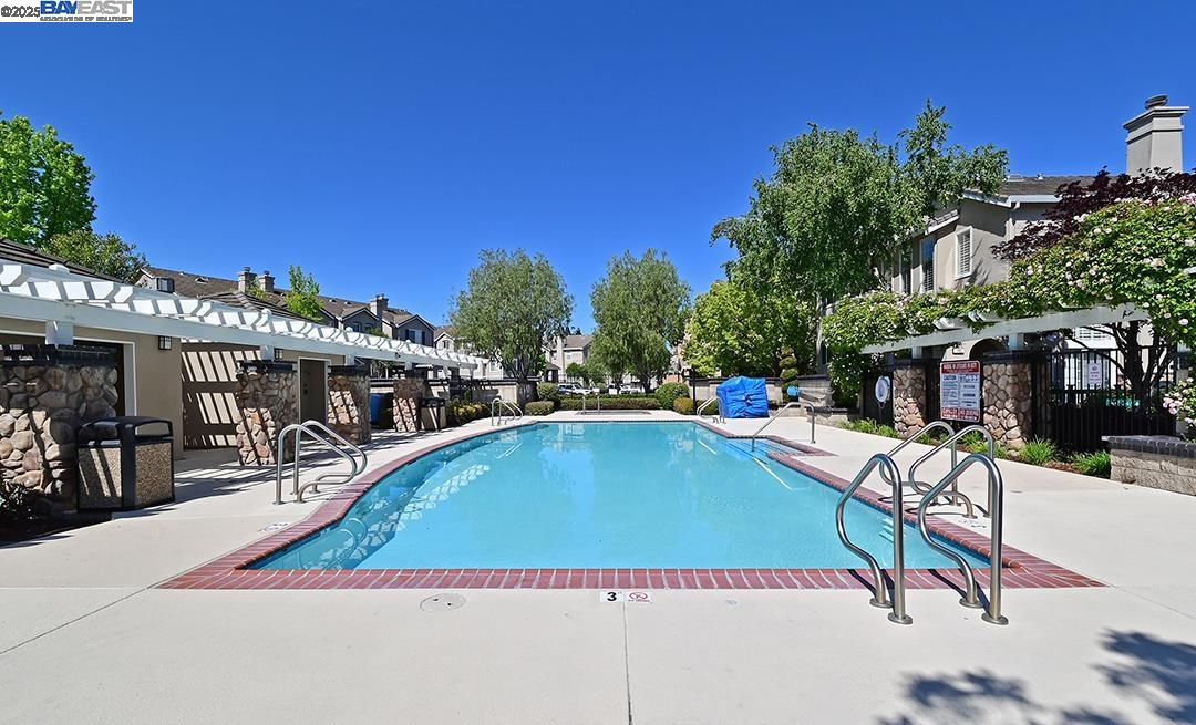 Detail Gallery Image 21 of 23 For 6003 Condor, Danville,  CA 94506 - 3 Beds | 2/1 Baths