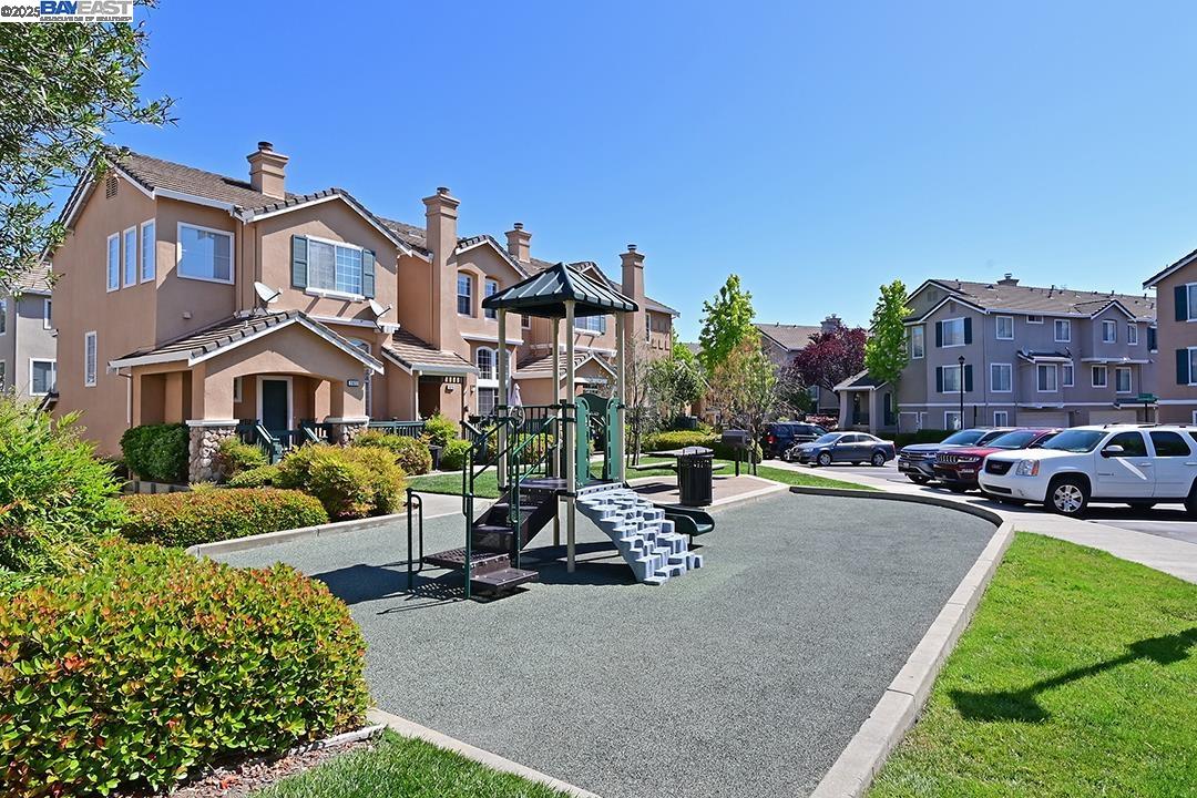 Detail Gallery Image 22 of 23 For 6003 Condor, Danville,  CA 94506 - 3 Beds | 2/1 Baths