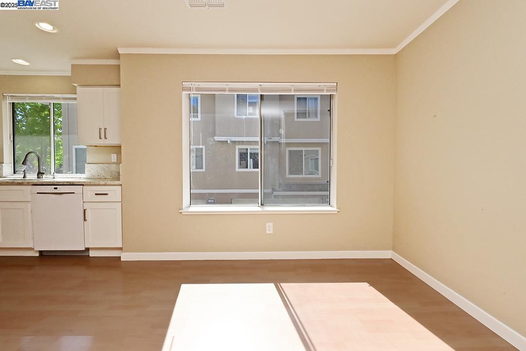 Detail Gallery Image 8 of 23 For 6003 Condor, Danville,  CA 94506 - 3 Beds | 2/1 Baths
