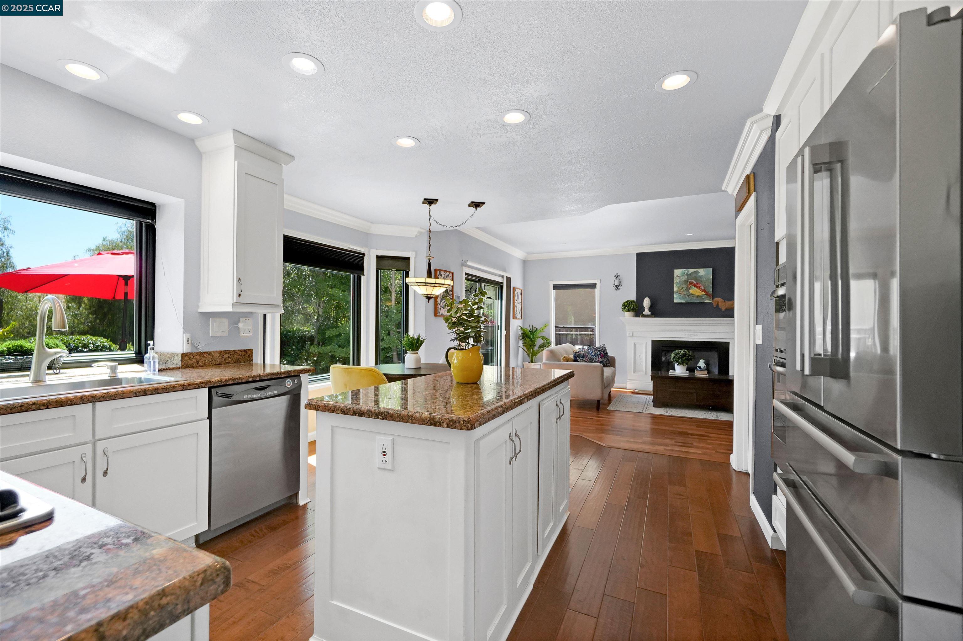 Detail Gallery Image 15 of 51 For 3161 Sonoma Valley Dr, Fairfield,  CA 94534 - 4 Beds | 3 Baths