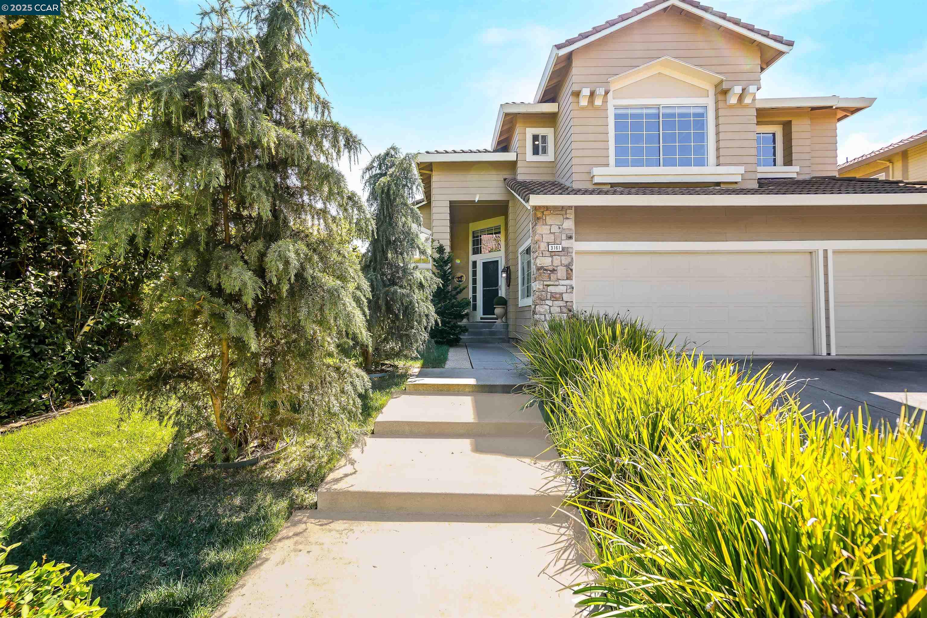 Detail Gallery Image 4 of 51 For 3161 Sonoma Valley Dr, Fairfield,  CA 94534 - 4 Beds | 3 Baths