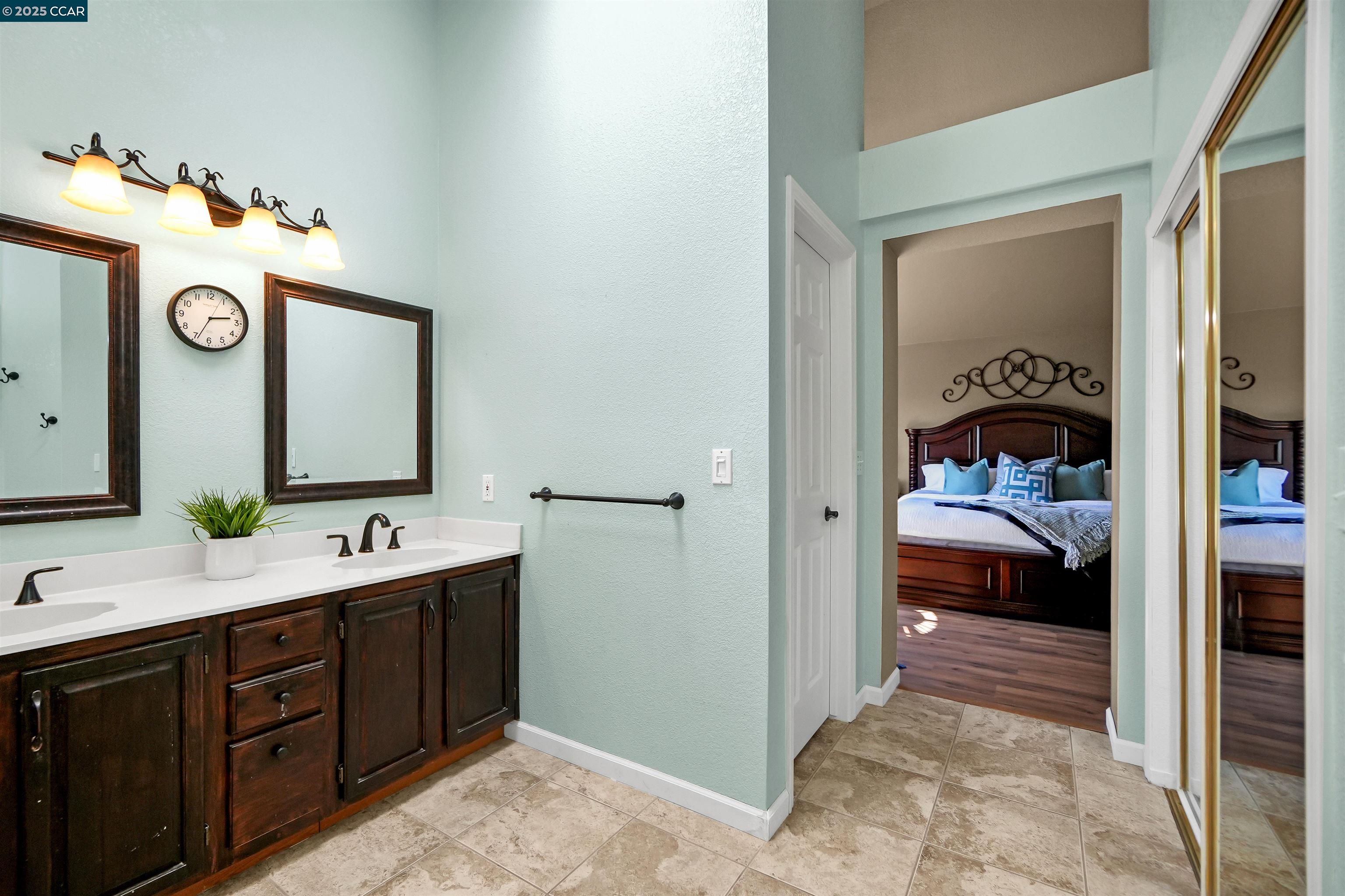 Detail Gallery Image 38 of 51 For 3161 Sonoma Valley Dr, Fairfield,  CA 94534 - 4 Beds | 3 Baths
