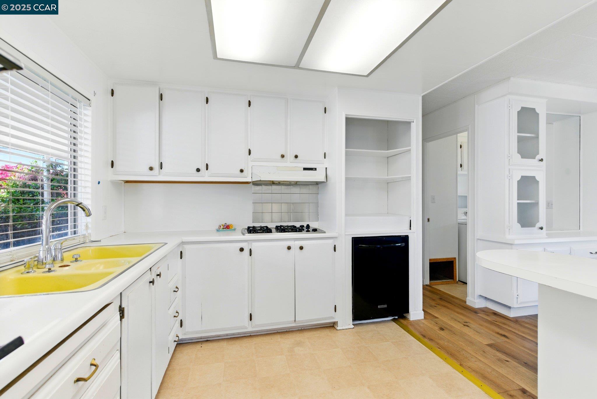 Detail Gallery Image 15 of 33 For 83 a Street, Concord,  CA 94520 - 2 Beds | 2 Baths