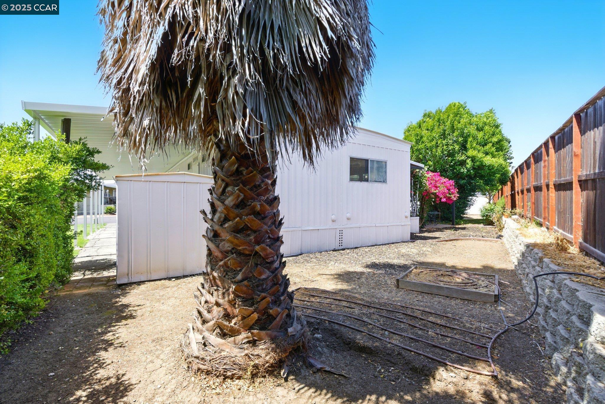 Detail Gallery Image 28 of 33 For 83 a Street, Concord,  CA 94520 - 2 Beds | 2 Baths