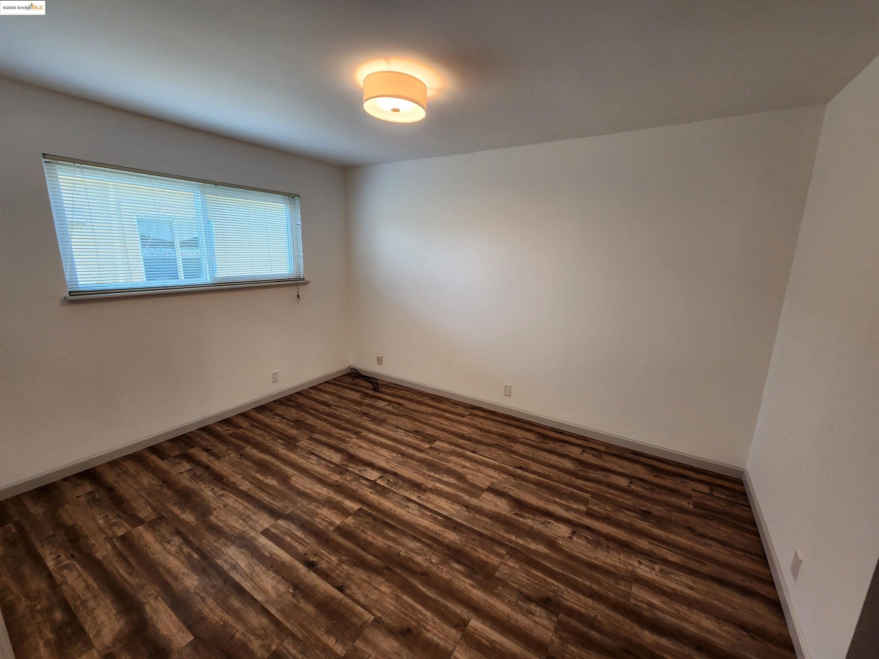 Detail Gallery Image 8 of 13 For 2724 Octavia St, Oakland,  CA 94619 - – Beds | – Baths