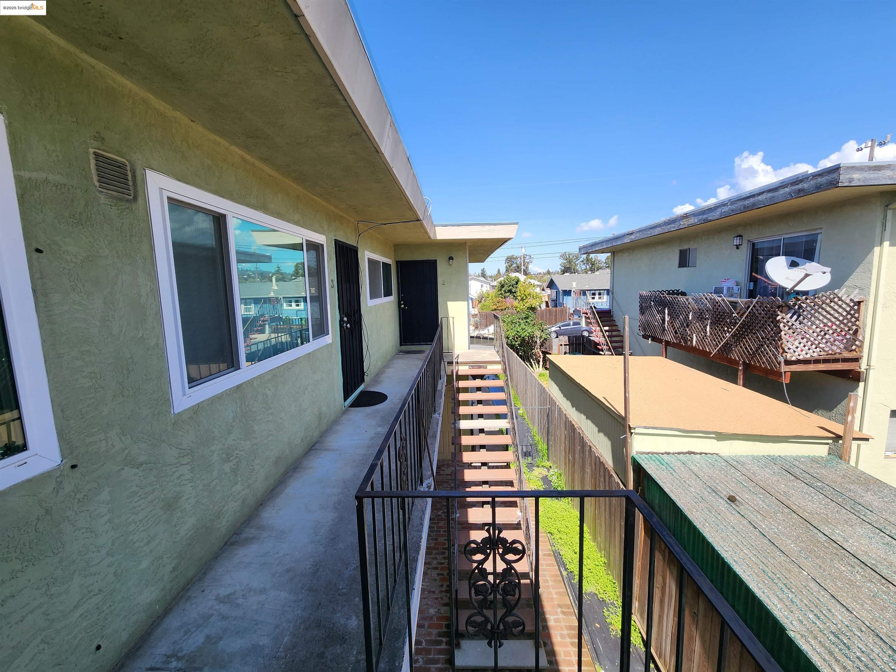 Detail Gallery Image 10 of 13 For 2724 Octavia St, Oakland,  CA 94619 - – Beds | – Baths