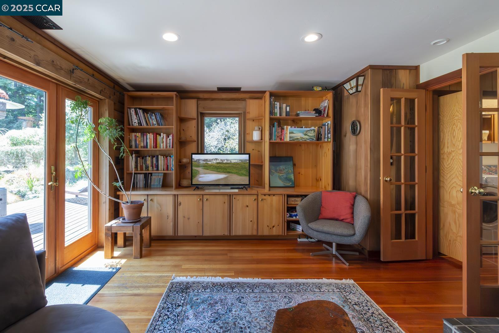 Detail Gallery Image 12 of 53 For 28581 Navarro Ridge Road, Albion,  CA 95410 - 3 Beds | 2 Baths
