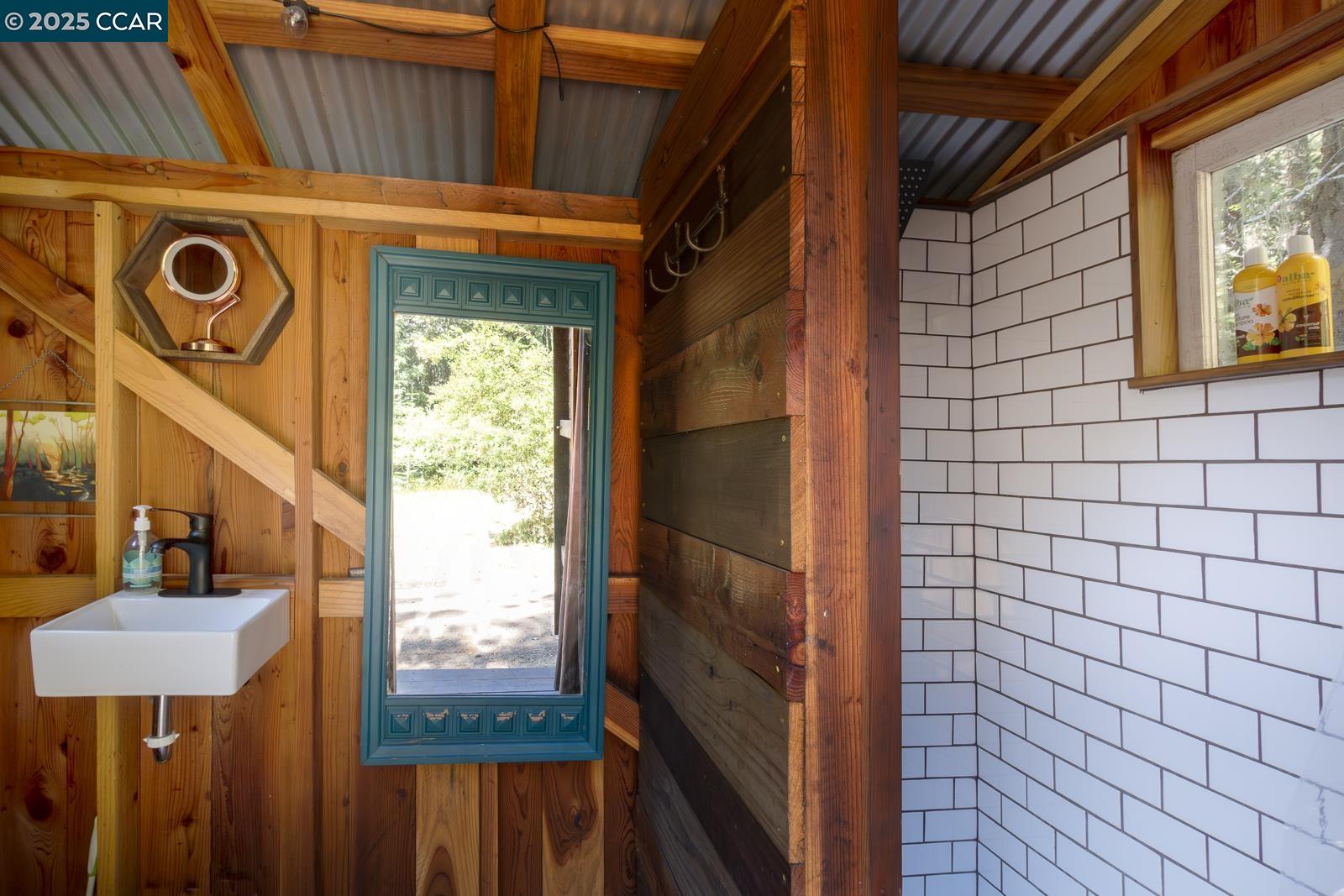 Detail Gallery Image 42 of 53 For 28581 Navarro Ridge Road, Albion,  CA 95410 - 3 Beds | 2 Baths