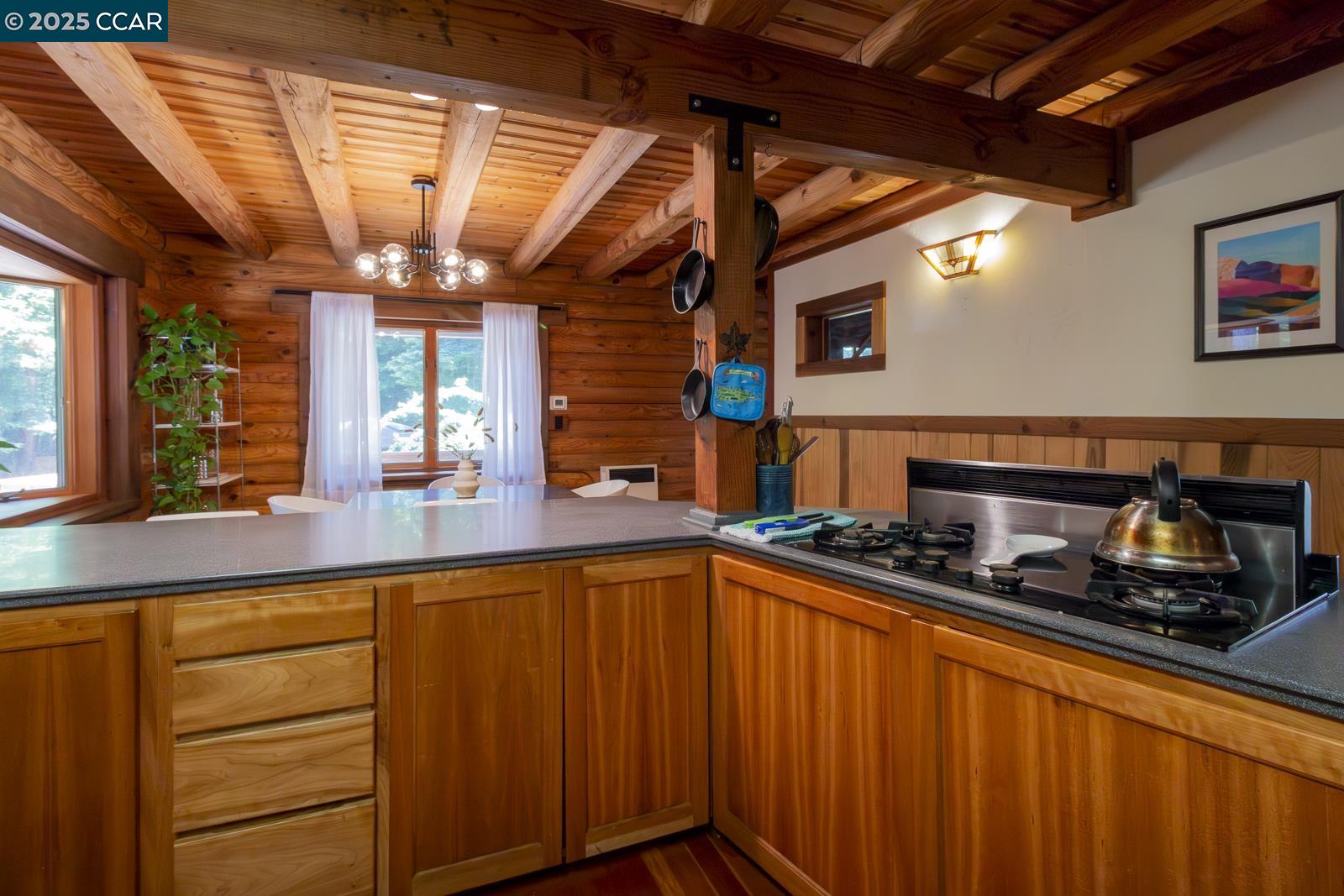 Detail Gallery Image 7 of 52 For 28581 Navarro Ridge Road, Albion,  CA 95410 - 3 Beds | 2 Baths