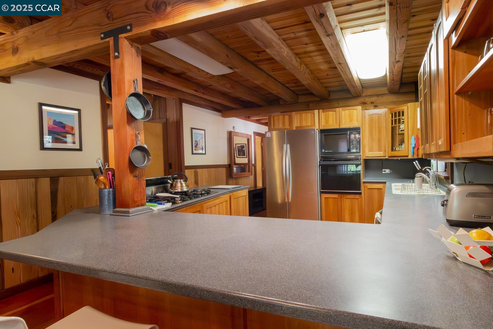Detail Gallery Image 7 of 53 For 28581 Navarro Ridge Road, Albion,  CA 95410 - 3 Beds | 2 Baths