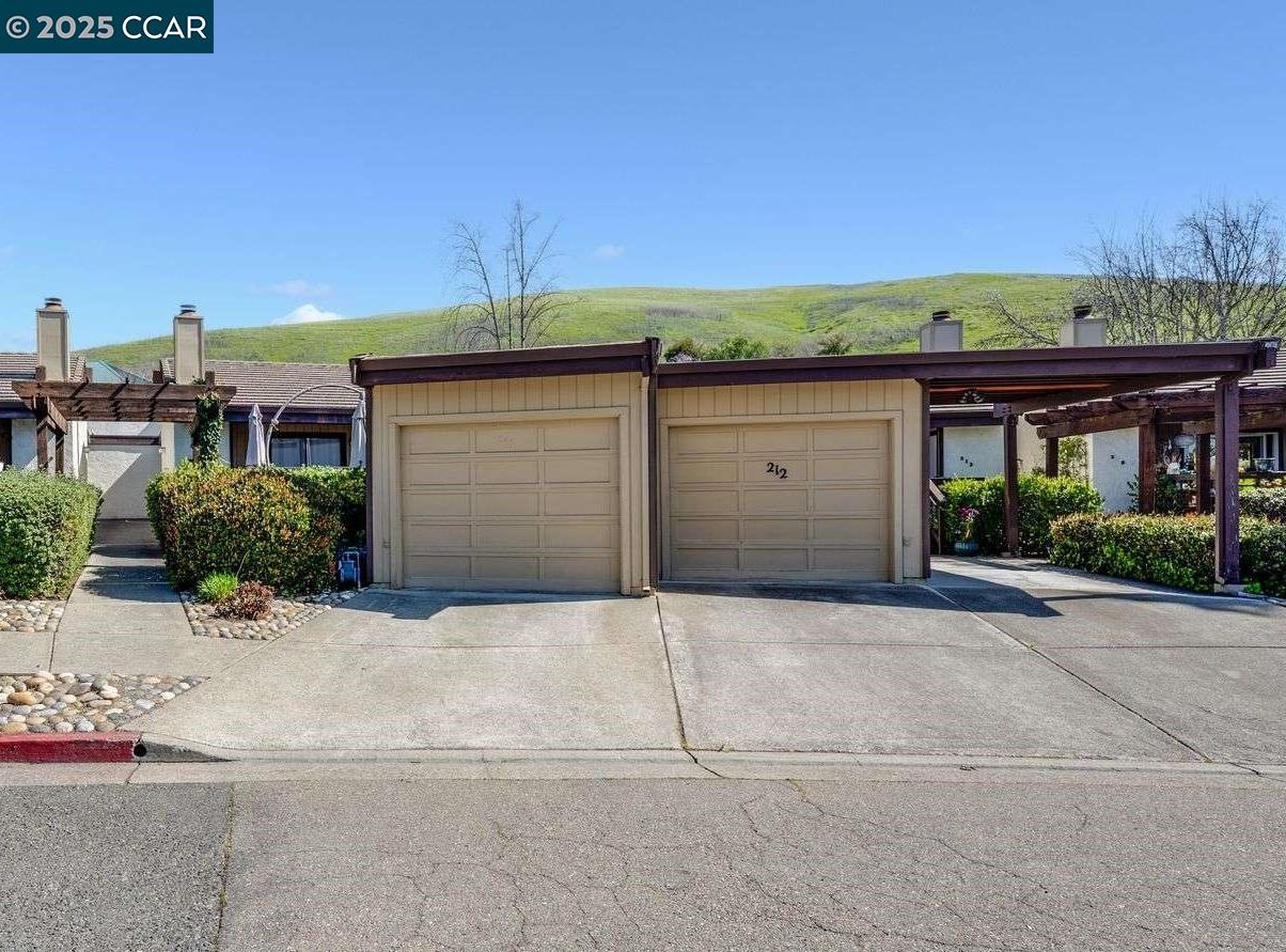 Photo #2: 41095397 Listing 