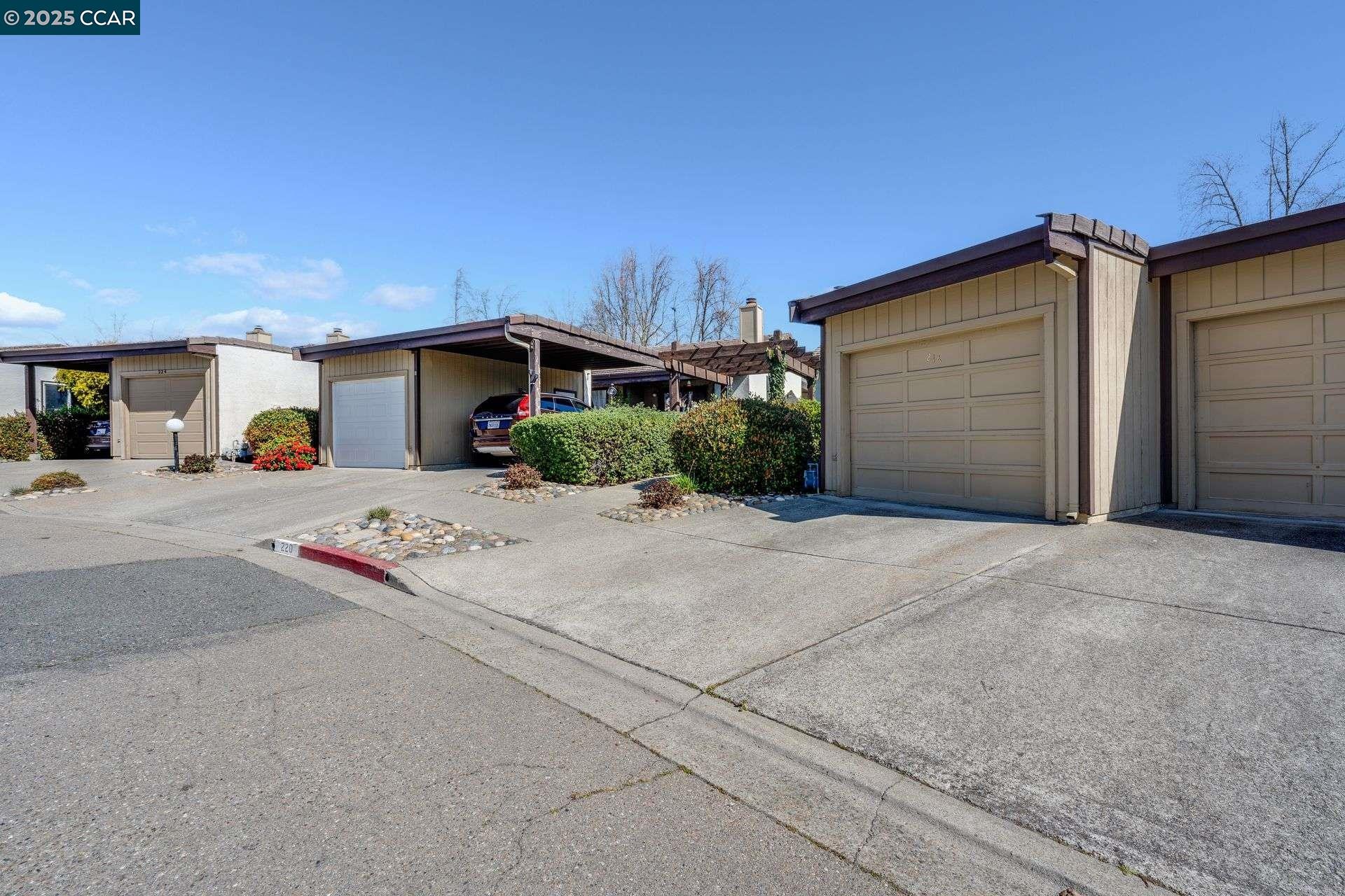 Photo #25: 41095397 Listing: Photo #25