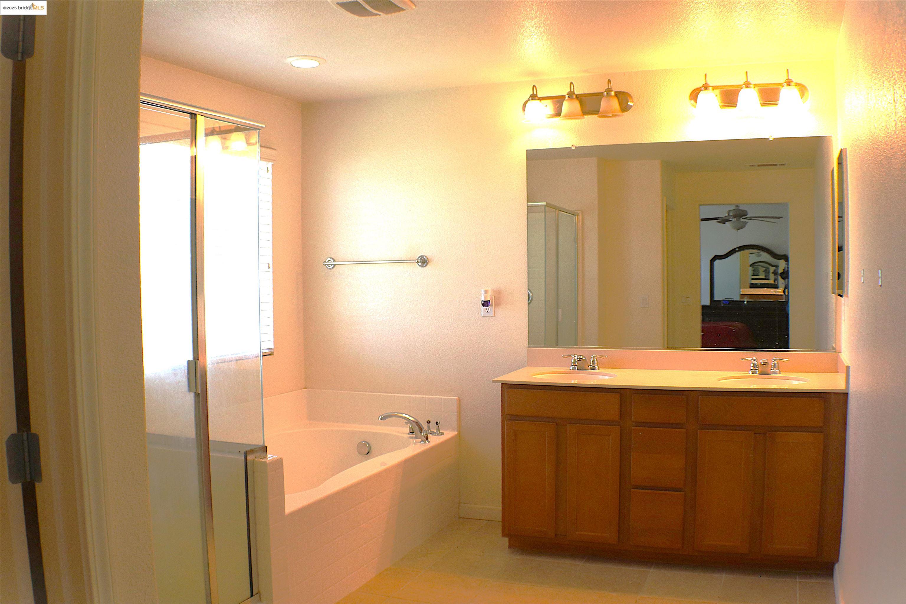 Detail Gallery Image 26 of 54 For 1354 Maple Dr, Oakley,  CA 94561 - 4 Beds | 3/1 Baths