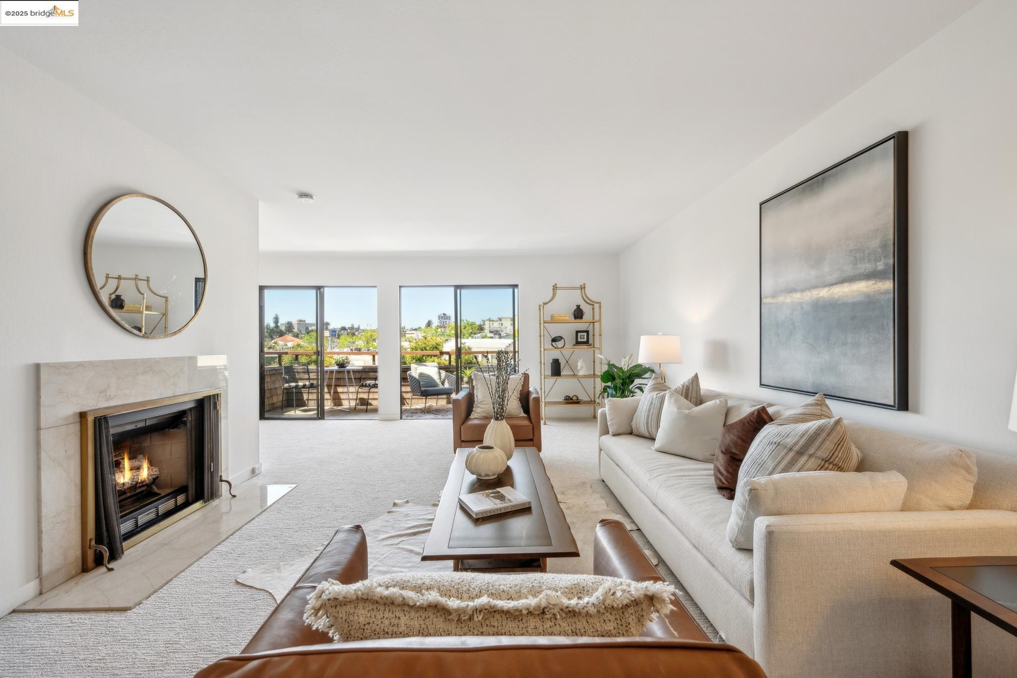 Detail Gallery Image 9 of 56 For 742 Wesley Way 3e,  Oakland,  CA 94610 - 2 Beds | 2 Baths