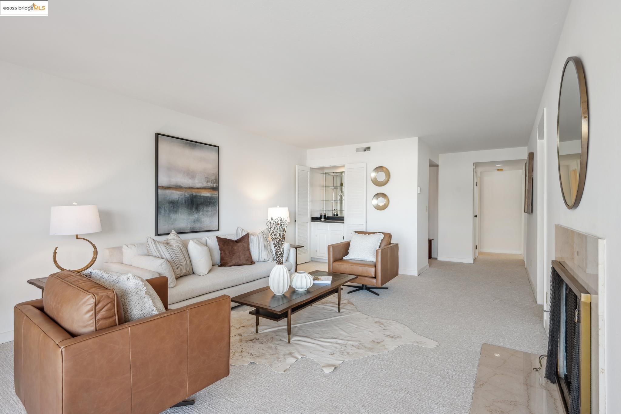 Detail Gallery Image 14 of 56 For 742 Wesley Way 3e,  Oakland,  CA 94610 - 2 Beds | 2 Baths