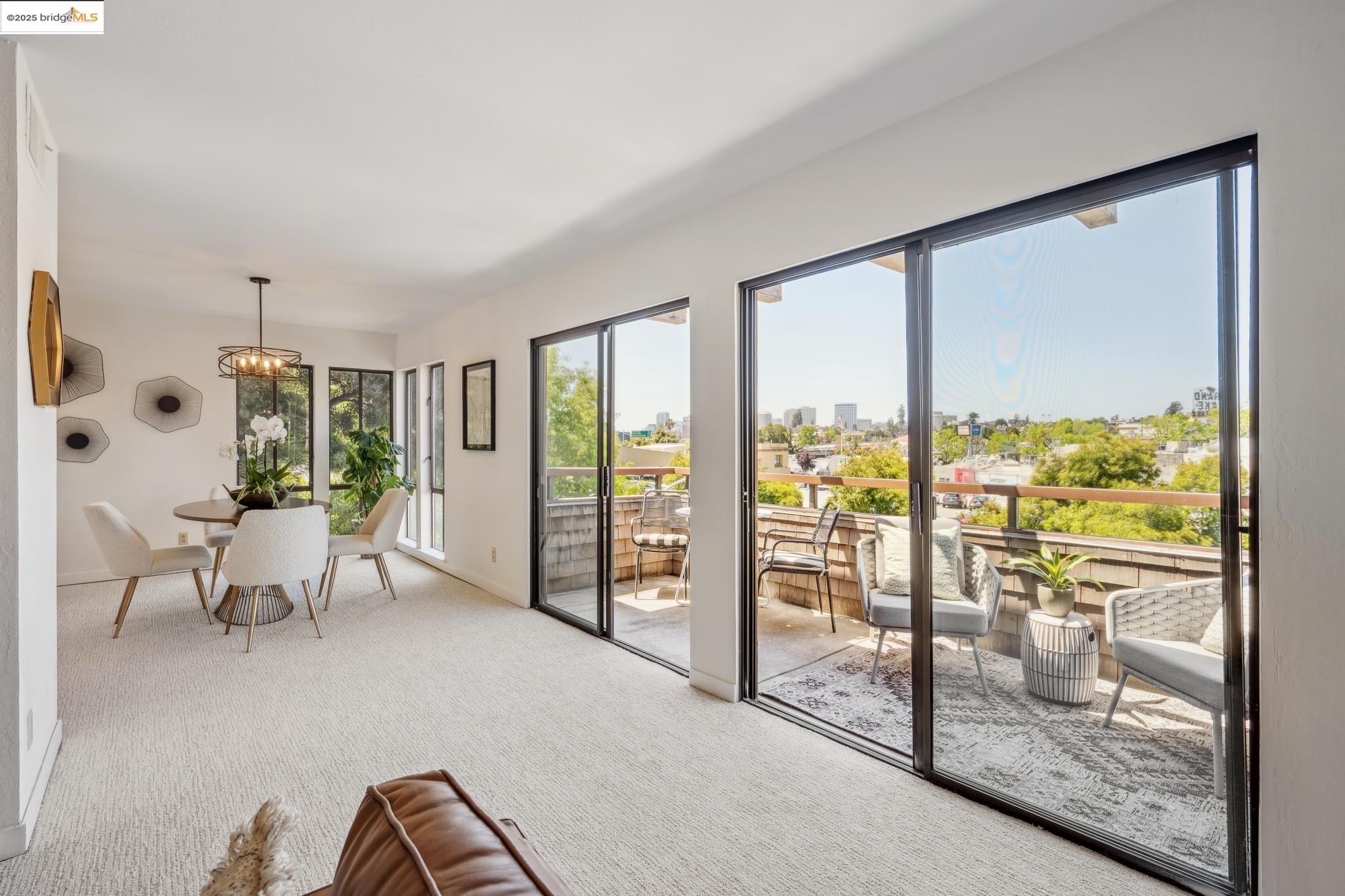 Detail Gallery Image 18 of 56 For 742 Wesley Way 3e,  Oakland,  CA 94610 - 2 Beds | 2 Baths