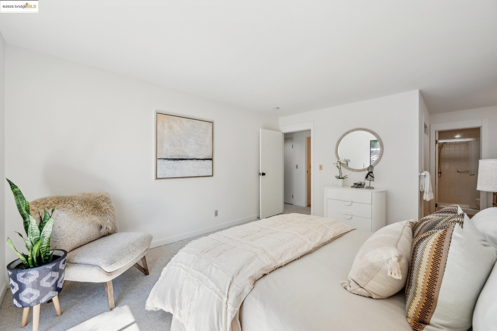 Detail Gallery Image 38 of 56 For 742 Wesley Way 3e,  Oakland,  CA 94610 - 2 Beds | 2 Baths