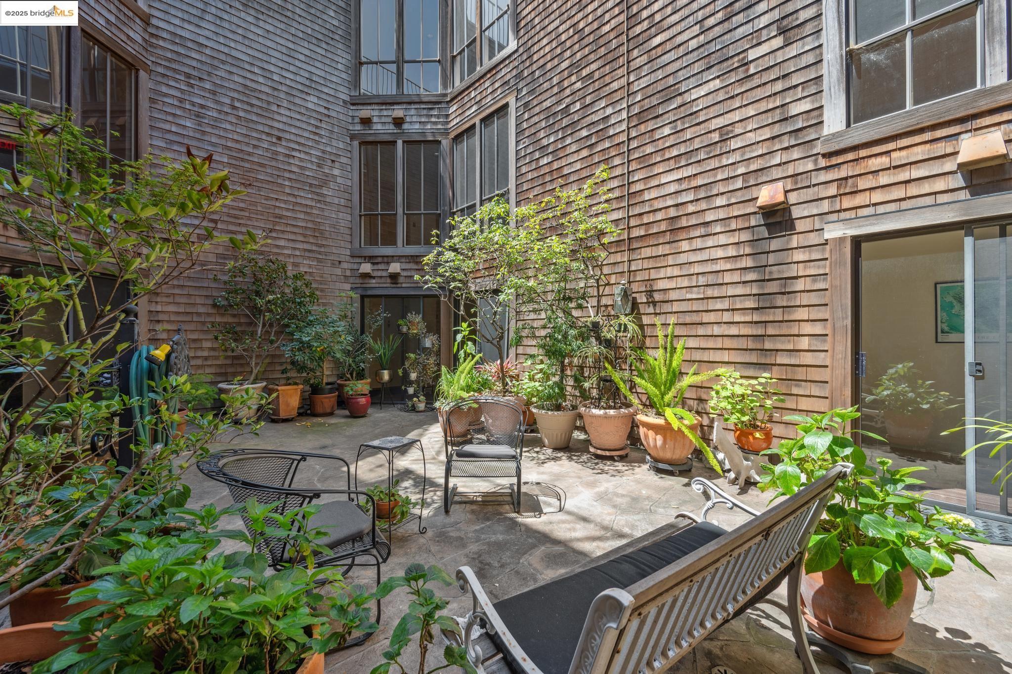 Detail Gallery Image 56 of 56 For 742 Wesley Way 3e,  Oakland,  CA 94610 - 2 Beds | 2 Baths