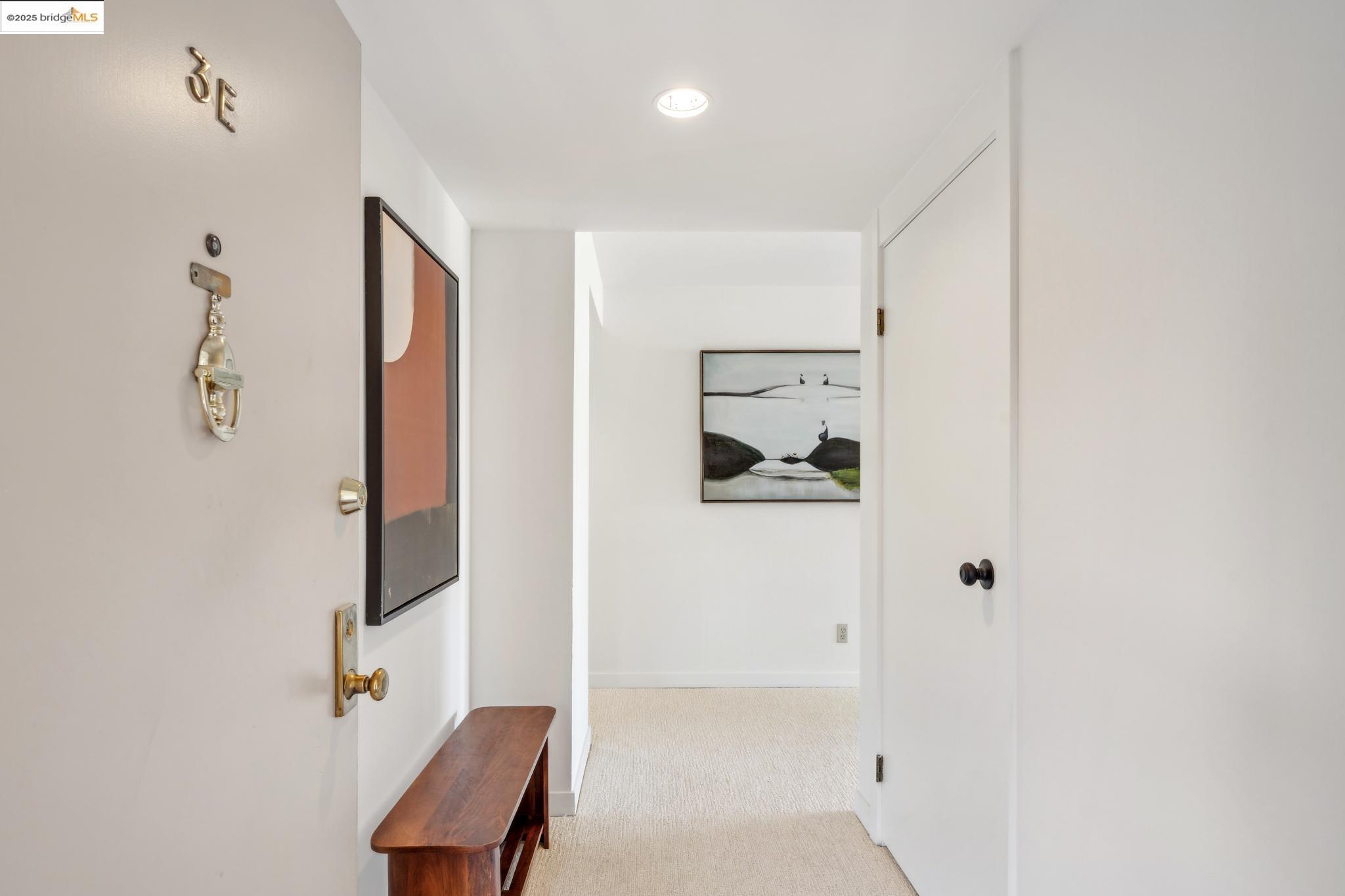 Detail Gallery Image 6 of 56 For 742 Wesley Way 3e,  Oakland,  CA 94610 - 2 Beds | 2 Baths
