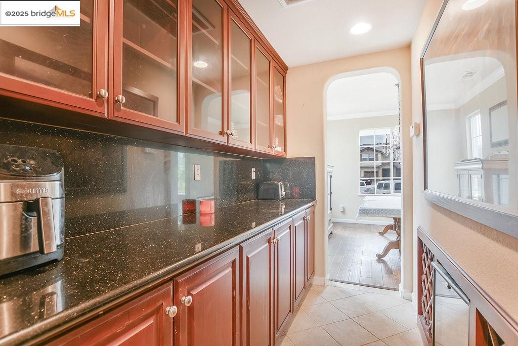 Detail Gallery Image 19 of 51 For 3103 Ursus Court, Antioch,  CA 94531-9352 - 5 Beds | 3/1 Baths