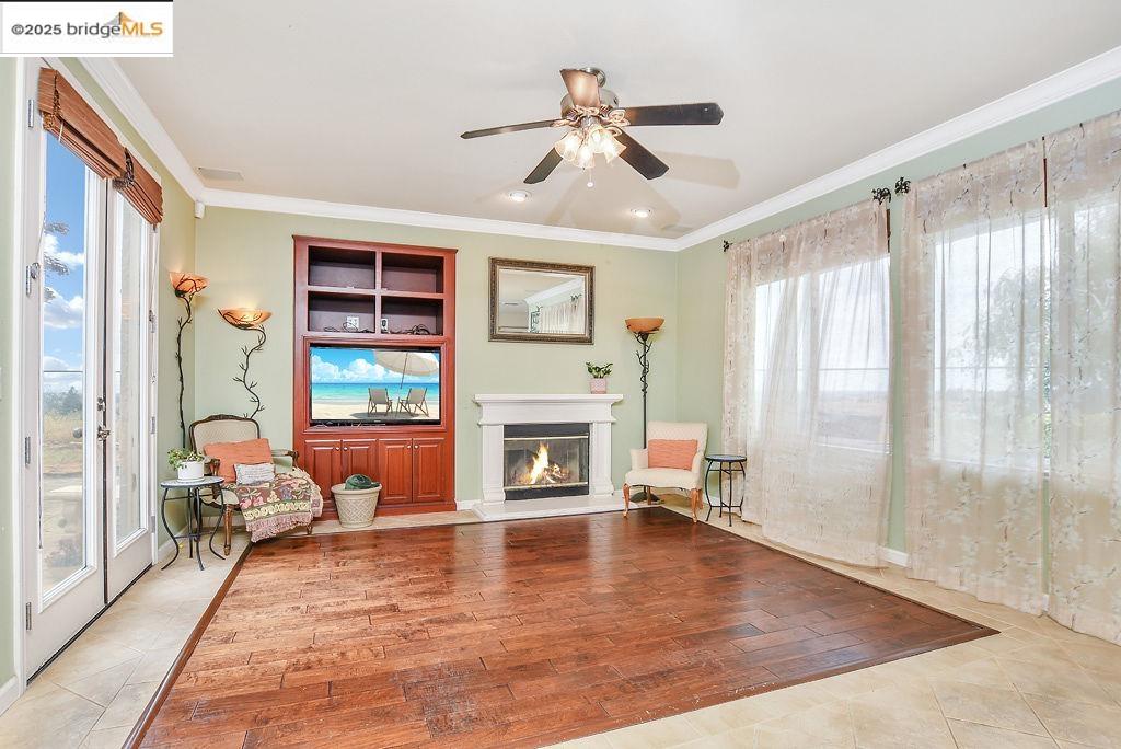 Detail Gallery Image 20 of 51 For 3103 Ursus Court, Antioch,  CA 94531-9352 - 5 Beds | 3/1 Baths