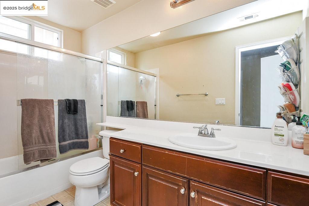 Detail Gallery Image 27 of 51 For 3103 Ursus Court, Antioch,  CA 94531-9352 - 5 Beds | 3/1 Baths