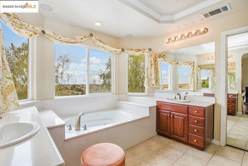 Detail Gallery Image 32 of 51 For 3103 Ursus Court, Antioch,  CA 94531-9352 - 5 Beds | 3/1 Baths