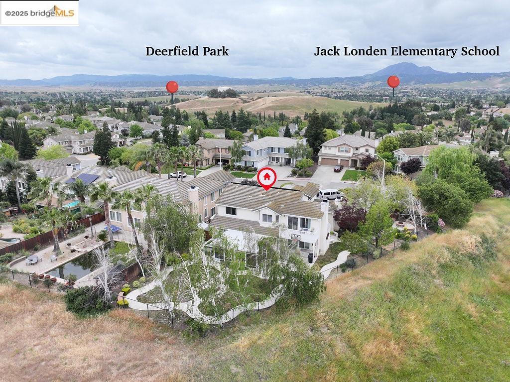 Detail Gallery Image 5 of 51 For 3103 Ursus Court, Antioch,  CA 94531-9352 - 5 Beds | 3/1 Baths
