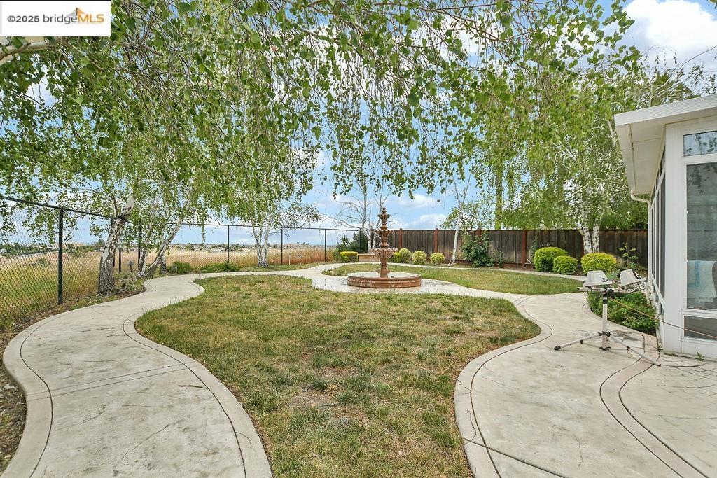 Detail Gallery Image 42 of 51 For 3103 Ursus Court, Antioch,  CA 94531-9352 - 5 Beds | 3/1 Baths