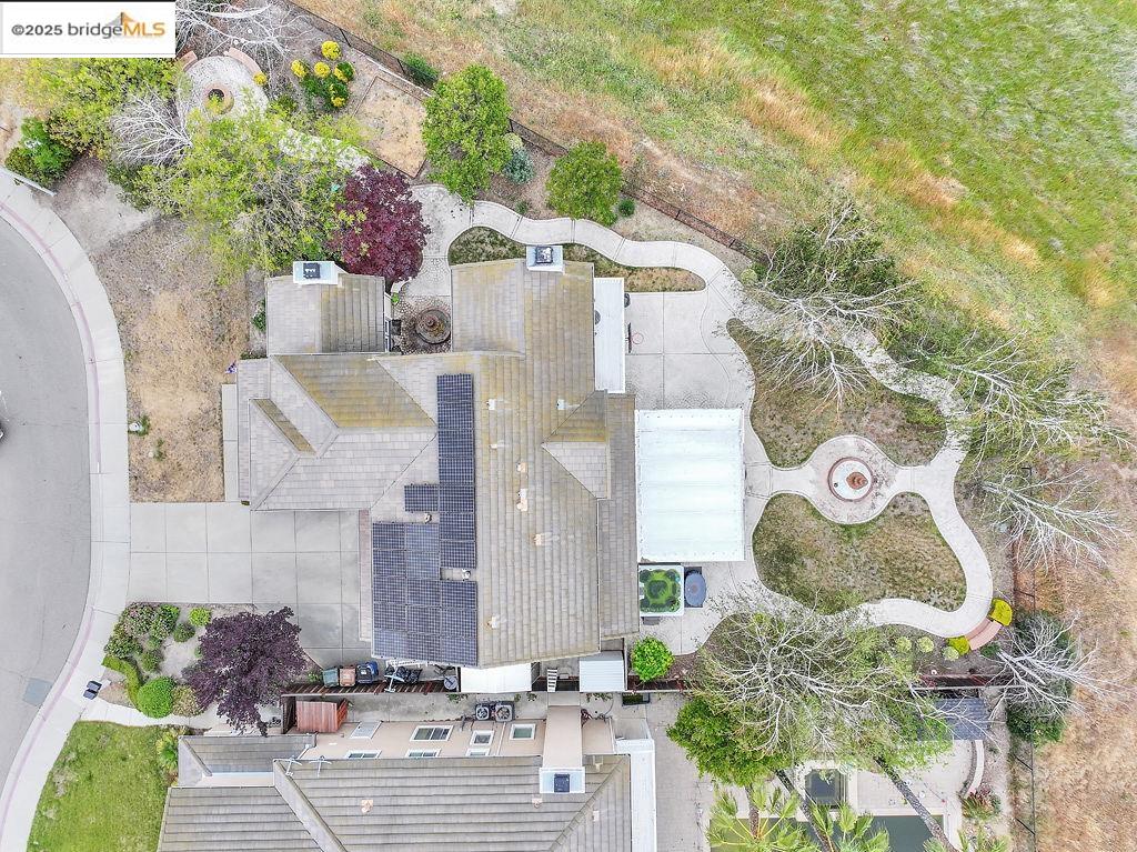 Detail Gallery Image 6 of 51 For 3103 Ursus Court, Antioch,  CA 94531-9352 - 5 Beds | 3/1 Baths