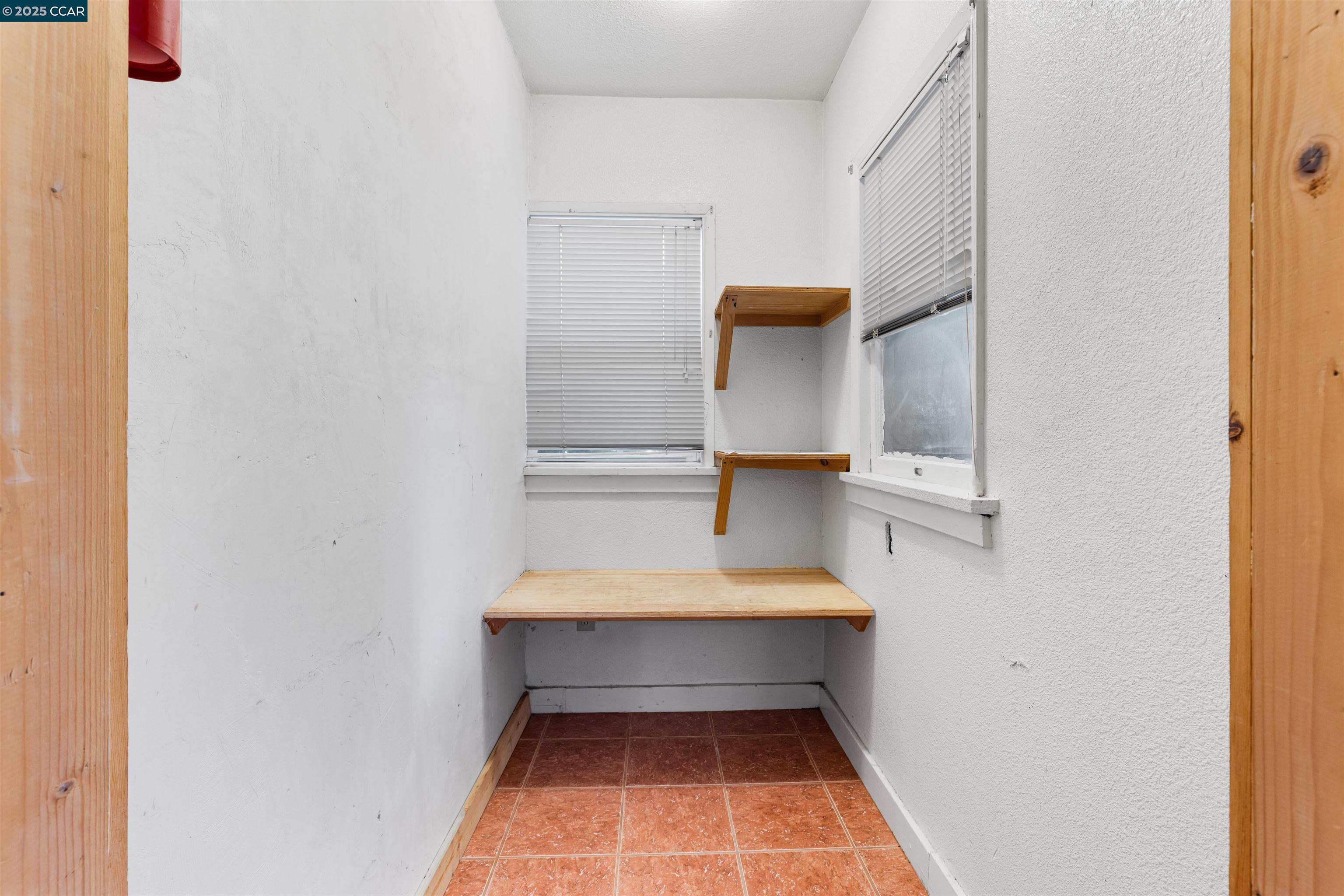 5145 Foothill Blvd, Oakland, California 94601, 2 Bedrooms Bedrooms, 4 Rooms Rooms,1 BathroomBathrooms,Residential,For Sale,5145 Foothill Blvd,41095415
