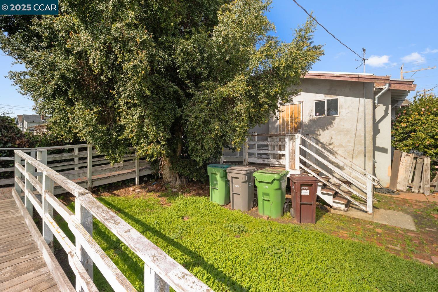 5145 Foothill Blvd, Oakland, California 94601, 2 Bedrooms Bedrooms, 4 Rooms Rooms,1 BathroomBathrooms,Residential,For Sale,5145 Foothill Blvd,41095415