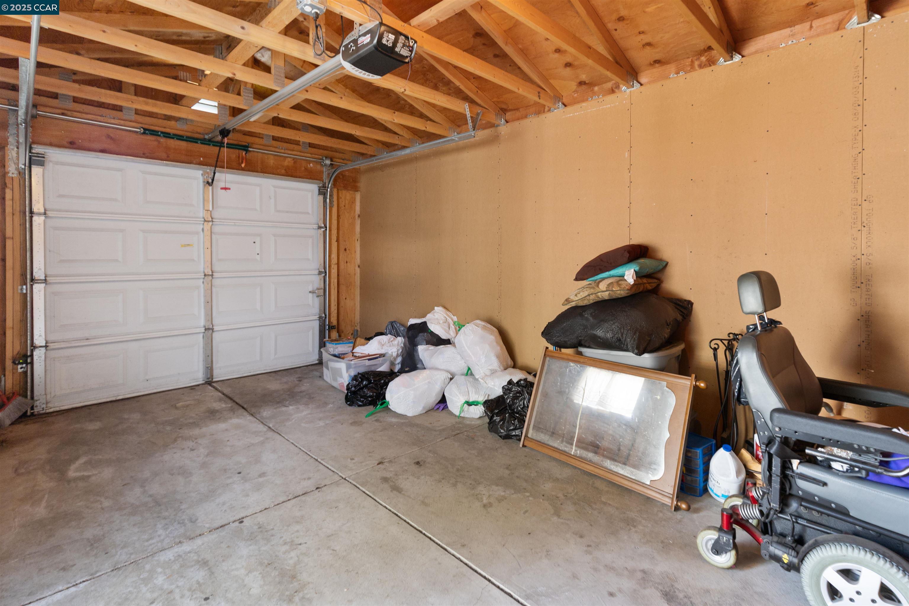 5145 Foothill Blvd, Oakland, California 94601, 2 Bedrooms Bedrooms, 4 Rooms Rooms,1 BathroomBathrooms,Residential,For Sale,5145 Foothill Blvd,41095415