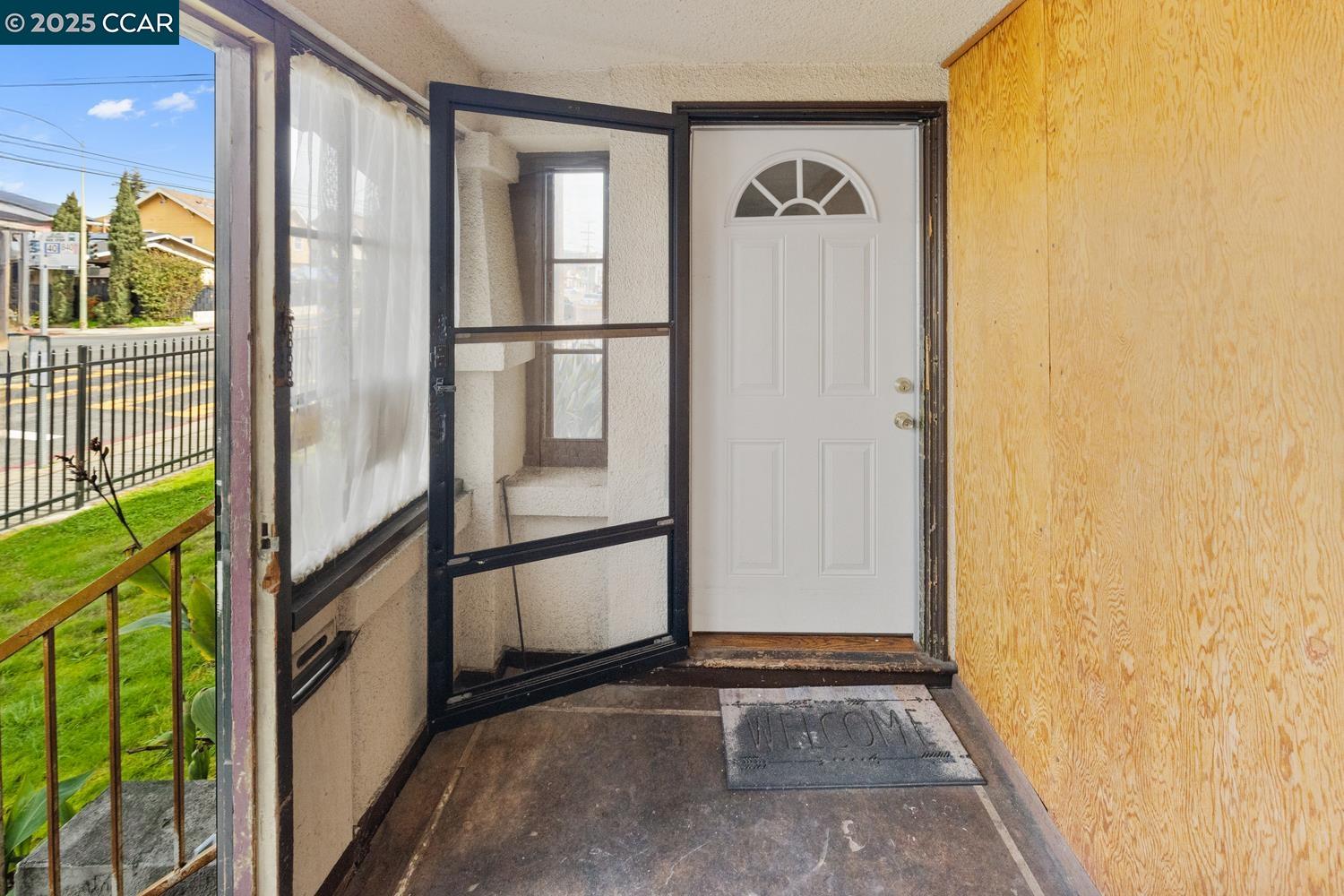 5145 Foothill Blvd, Oakland, California 94601, 2 Bedrooms Bedrooms, 4 Rooms Rooms,1 BathroomBathrooms,Residential,For Sale,5145 Foothill Blvd,41095415