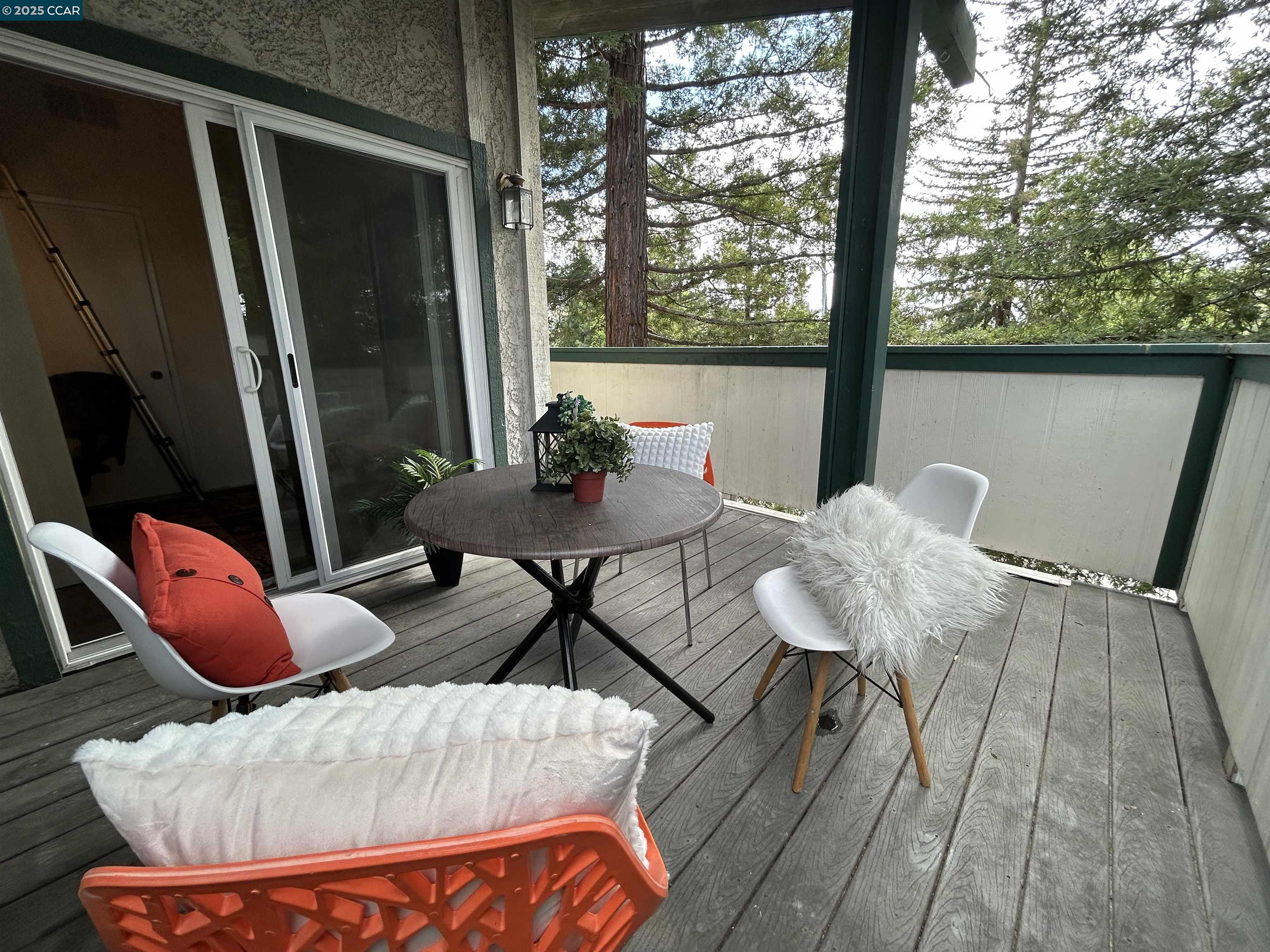 Detail Gallery Image 19 of 27 For 5425 Concord Blvd #C8,  Concord,  CA 94521 - 1 Beds | 1/1 Baths