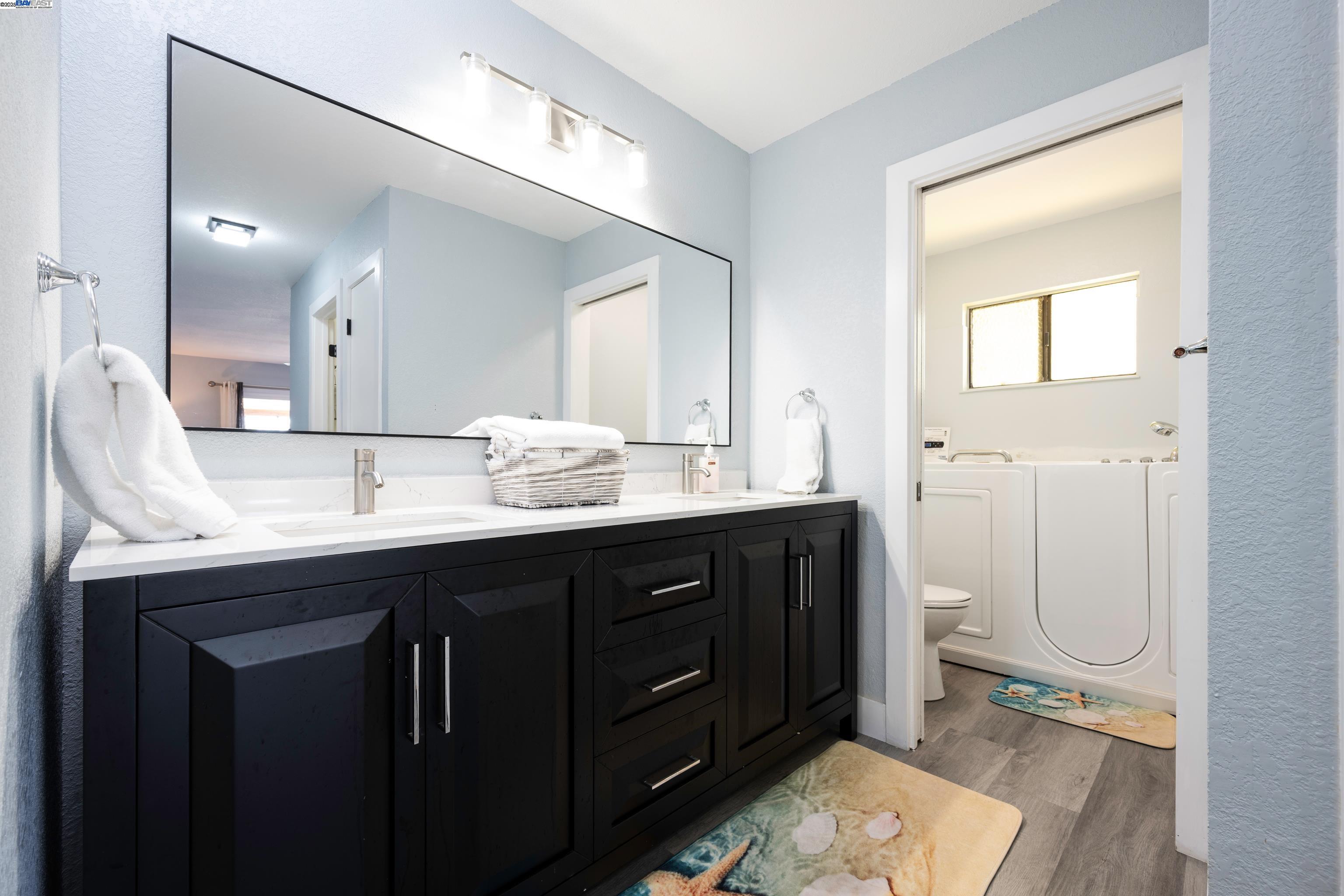 Detail Gallery Image 7 of 21 For 5514 Marlin Ct, Discovery Bay,  CA 94505 - 3 Beds | 2 Baths
