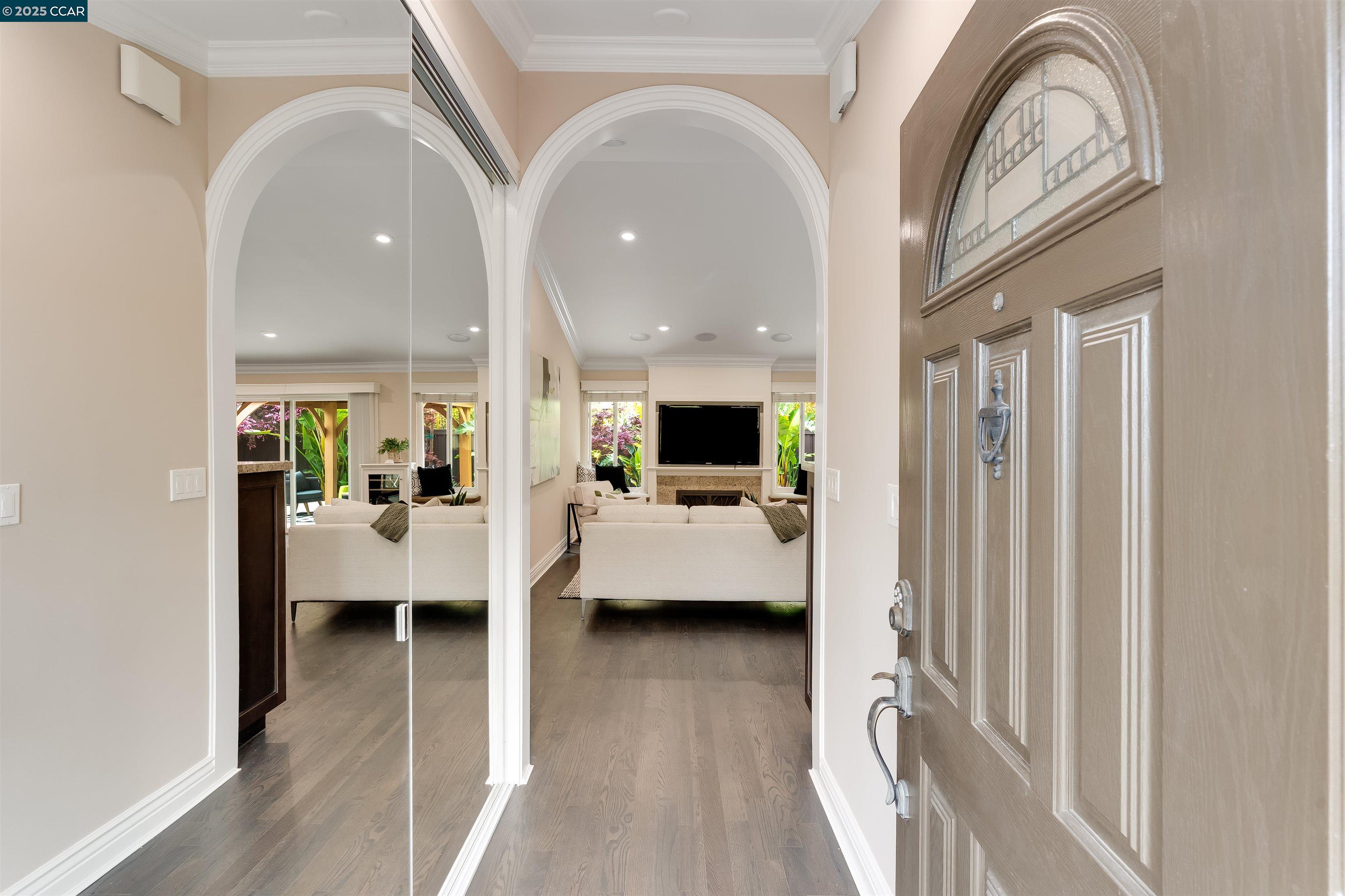 Detail Gallery Image 16 of 58 For 5588 Gonzalez Ct, Concord,  CA 94521 - 3 Beds | 2 Baths