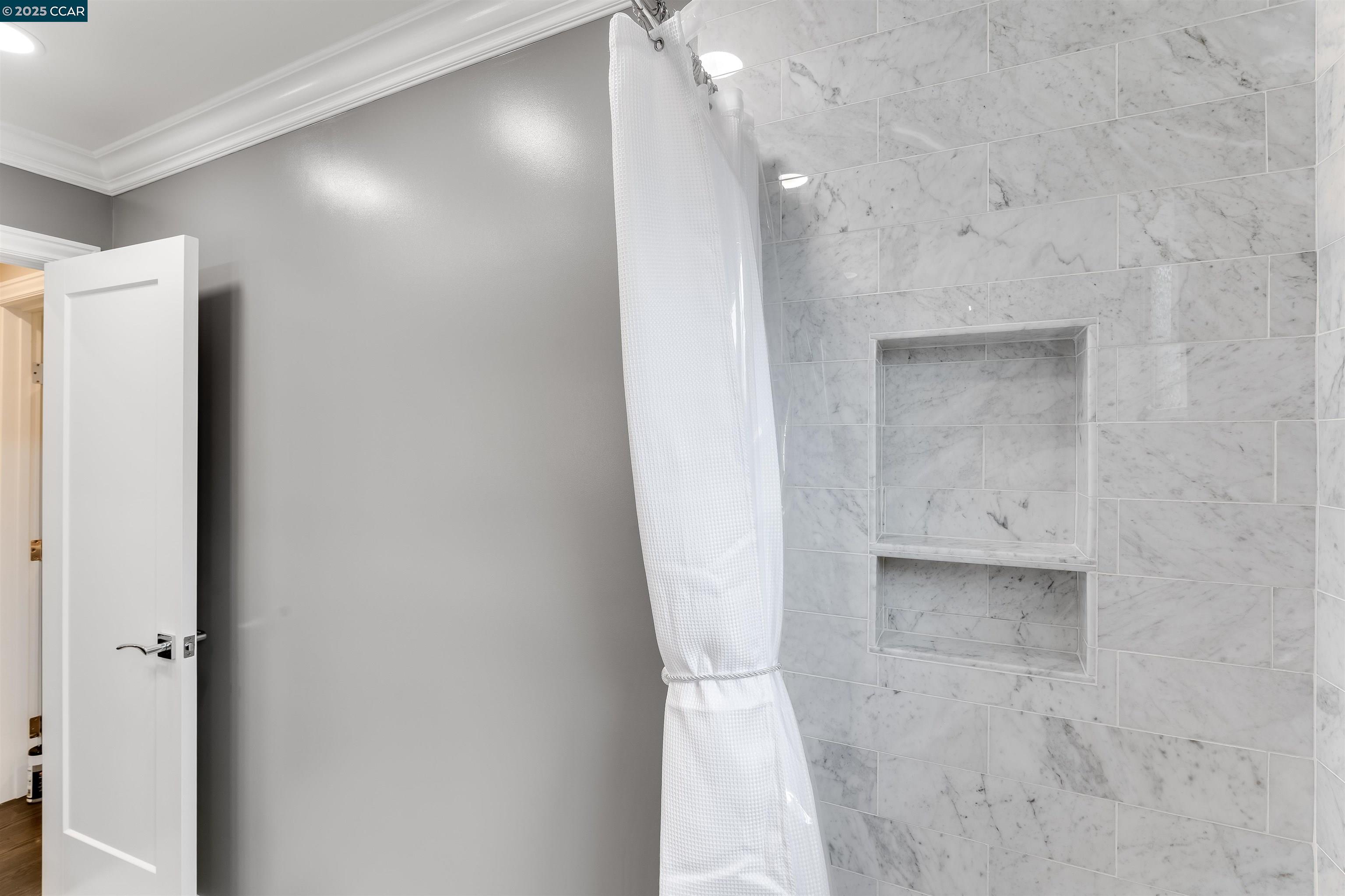 Detail Gallery Image 41 of 58 For 5588 Gonzalez Ct, Concord,  CA 94521 - 3 Beds | 2 Baths