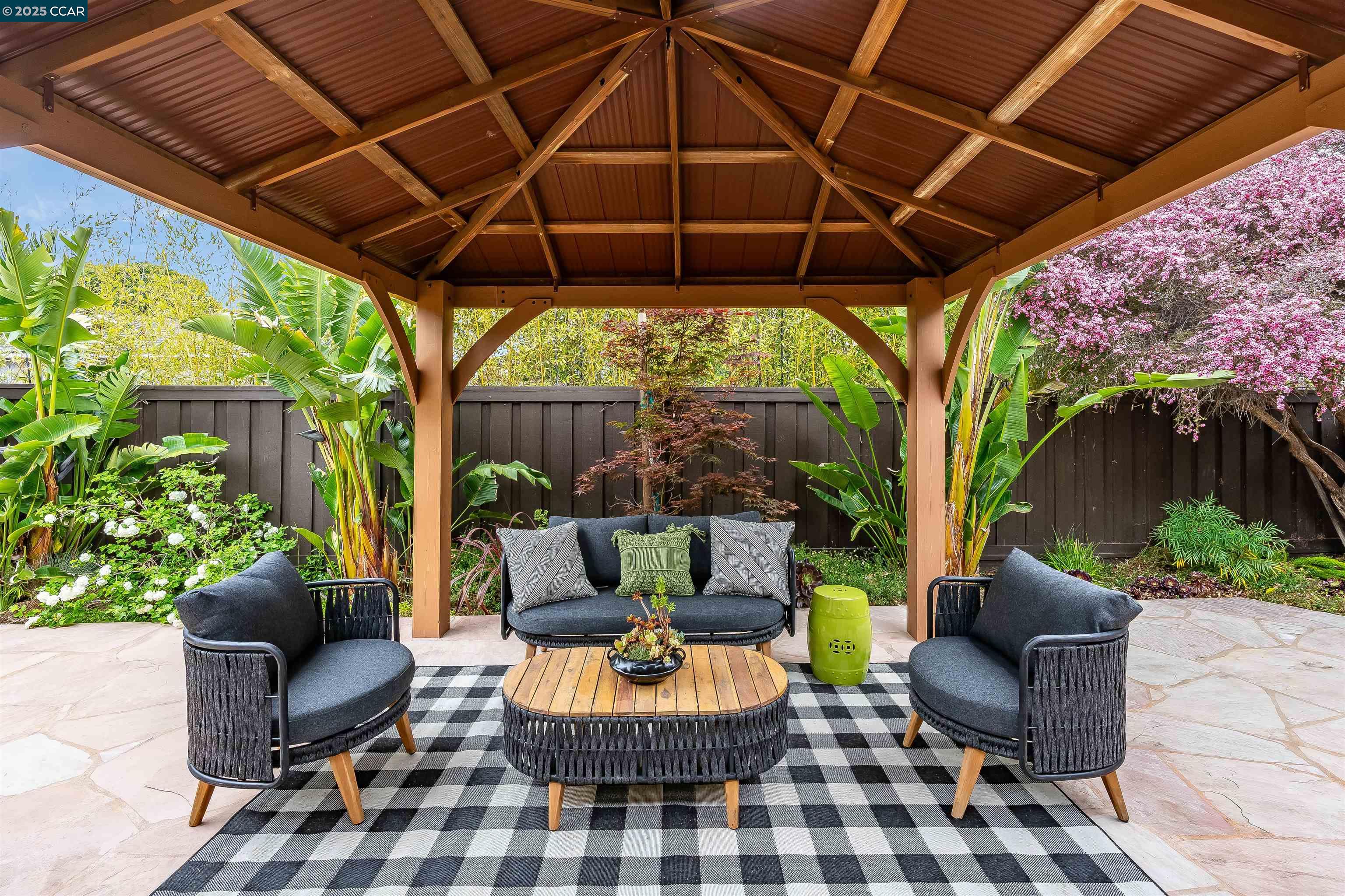 Detail Gallery Image 47 of 58 For 5588 Gonzalez Ct, Concord,  CA 94521 - 3 Beds | 2 Baths