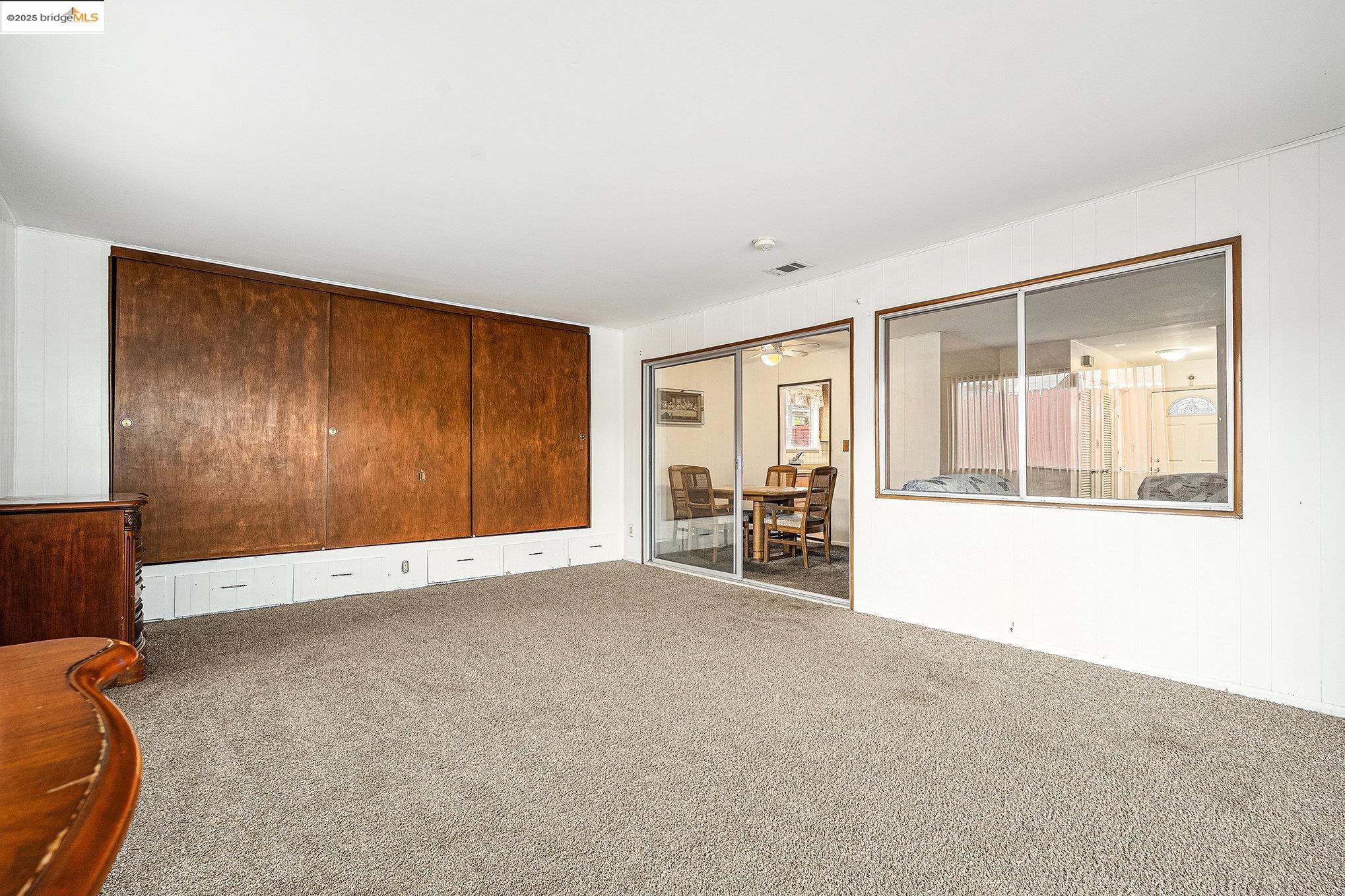 Detail Gallery Image 11 of 27 For 2135 Marsh Ave, Pittsburg,  CA 94565 - 3 Beds | 1/1 Baths