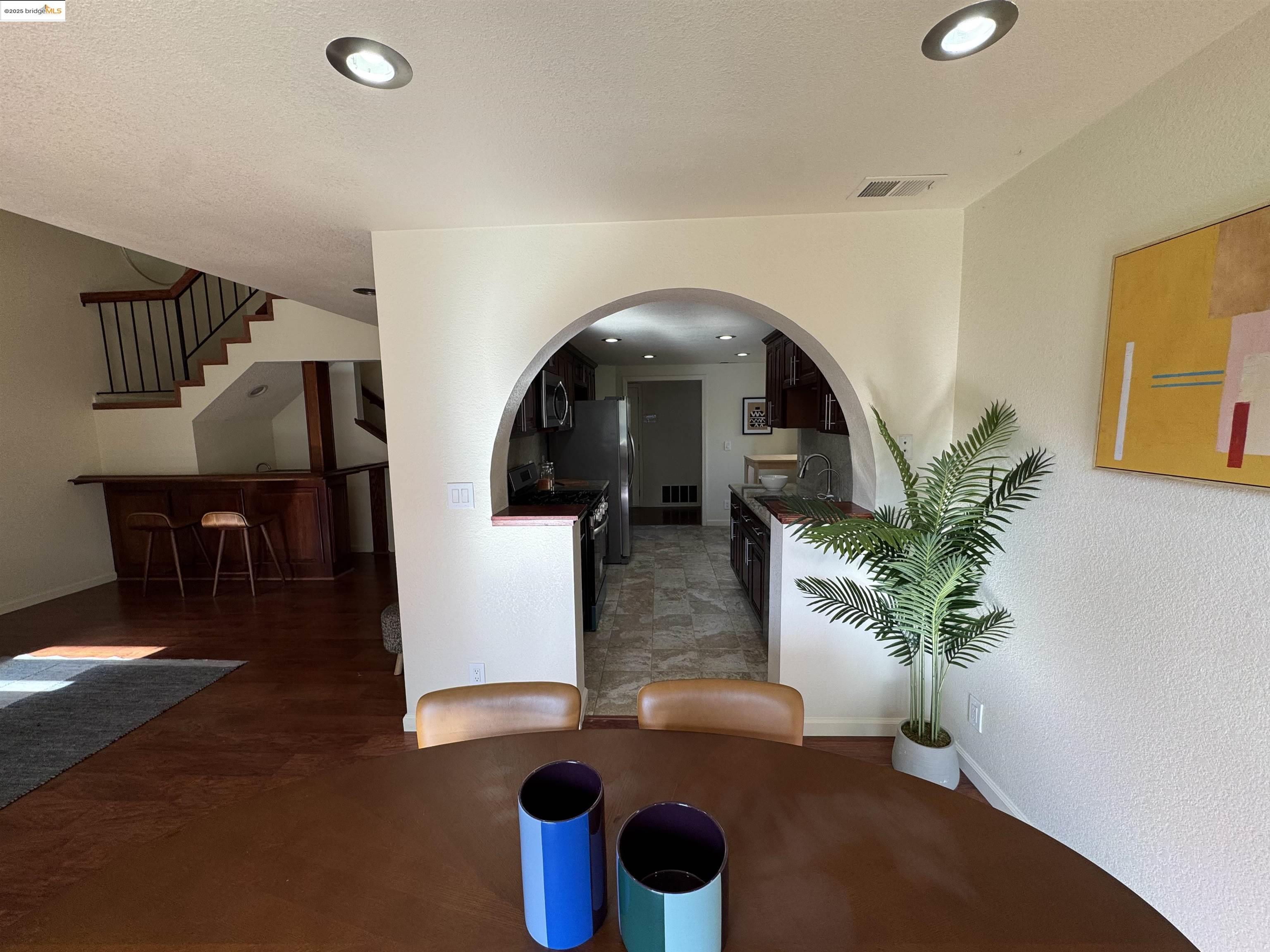 Detail Gallery Image 12 of 40 For 14415 Seagate Drive, San Leandro,  CA 94577-6405 - 3 Beds | 2/1 Baths
